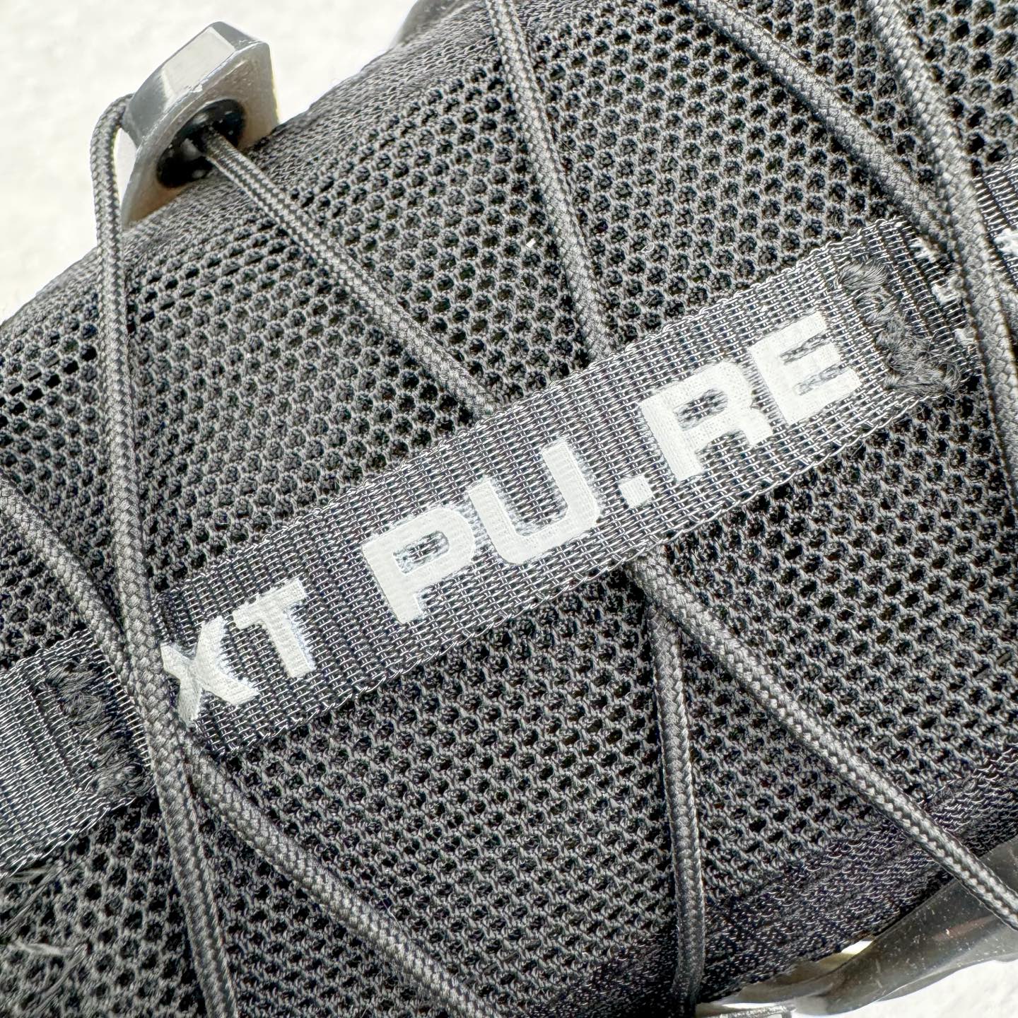 图片[14]-＃绿X/GX SALOMON XT PU.RE ADVANCED 萨洛蒙潮流越野机能户外功能鞋 纯原外贸平台特供订单 耗时半年巨作 全套原纸板楦头开发 原厂特供网布配套加持 确保原汁原味 完美呈现版型 原档数据独家私模五层组合大底 男女鞋同步官方开发至46.5 原装Ortholite轻量化鞋垫 中底布带钢印编号 原厂TPU锁扣 进口港宝加持 后跟自然饱满 还原公司包裹性 基于 SALOMON 初代 XT 鞋身造型并搭载 4D ADVANCED CHASSIS™ 大底打造而成 为这款 XT-QUEST 带来了多项足部控制与保护等功能性 如在运动过程中控制左右晃动的过程而提高稳定性、改善长途越野过程中足中到足尖的过渡、提高感知岩石的精确度以抵抗尖锐物体对脚底的伤害以及采用动态缓冲来增强穿着舒适感 从而减轻疲劳感 使 XT-QUEST 成为一双舒适且安全的户外之履 尺码：36 36.5 37.5 38 38.5 39 40 40.5 41 42 42.5 43 44 44.5 45 46 46.5-选品中心