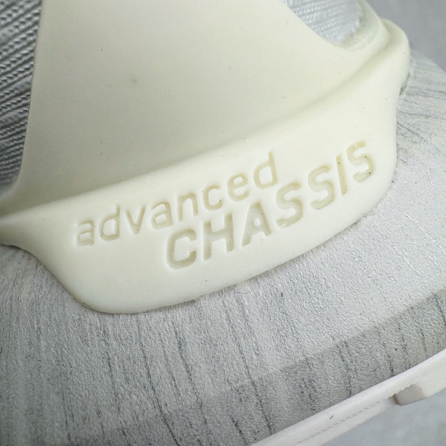 图片[10]-＃绿X/GX SALOMON XT PU.RE ADVANCED 萨洛蒙潮流越野机能户外功能鞋 纯原外贸平台特供订单 耗时半年巨作 全套原纸板楦头开发 原厂特供网布配套加持 确保原汁原味 完美呈现版型 原档数据独家私模五层组合大底 男女鞋同步官方开发至46.5 原装Ortholite轻量化鞋垫 中底布带钢印编号 原厂TPU锁扣 进口港宝加持 后跟自然饱满 还原公司包裹性 基于 SALOMON 初代 XT 鞋身造型并搭载 4D ADVANCED CHASSIS™ 大底打造而成 为这款 XT-QUEST 带来了多项足部控制与保护等功能性 如在运动过程中控制左右晃动的过程而提高稳定性、改善长途越野过程中足中到足尖的过渡、提高感知岩石的精确度以抵抗尖锐物体对脚底的伤害以及采用动态缓冲来增强穿着舒适感 从而减轻疲劳感 使 XT-QUEST 成为一双舒适且安全的户外之履 尺码：36 36.5 37.5 38 38.5 39 40 40.5 41 42 42.5 43 44 44.5 45 46 46.5-选品中心