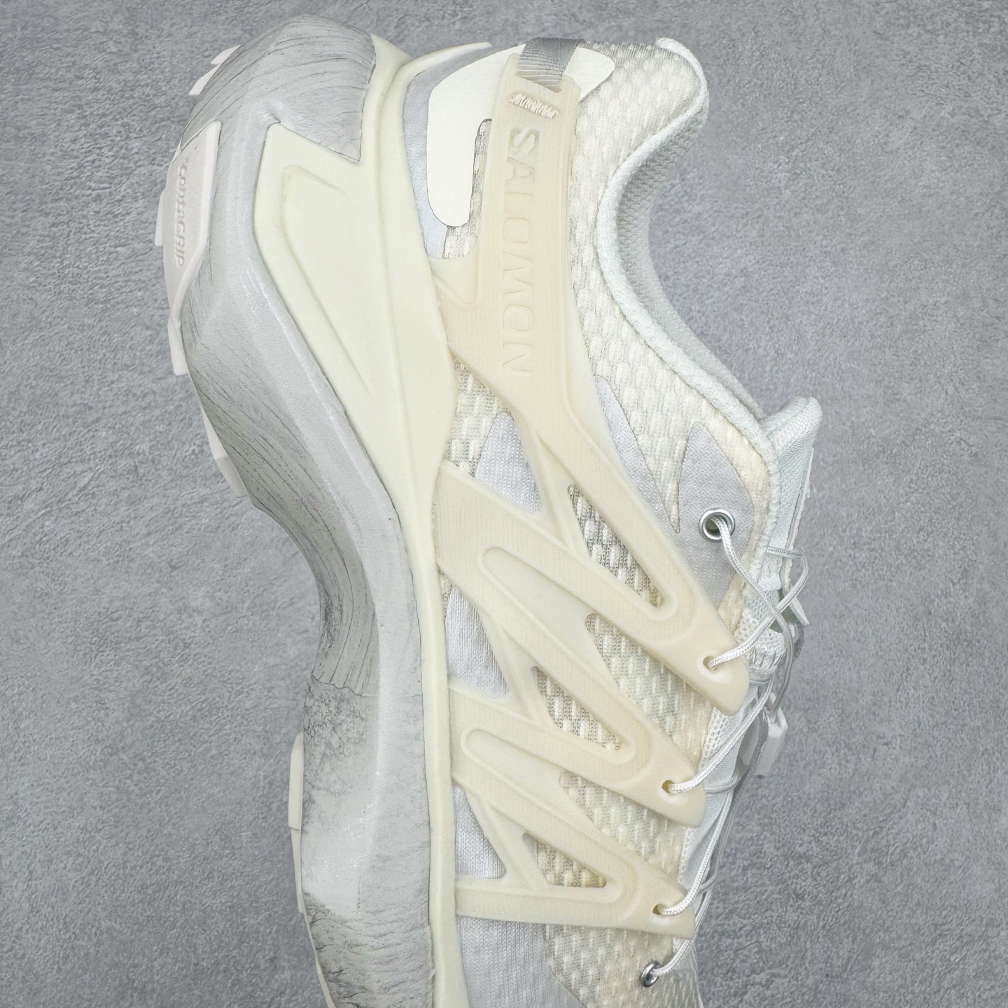 图片[6]-＃绿X/GX SALOMON XT PU.RE ADVANCED 萨洛蒙潮流越野机能户外功能鞋 纯原外贸平台特供订单 耗时半年巨作 全套原纸板楦头开发 原厂特供网布配套加持 确保原汁原味 完美呈现版型 原档数据独家私模五层组合大底 男女鞋同步官方开发至46.5 原装Ortholite轻量化鞋垫 中底布带钢印编号 原厂TPU锁扣 进口港宝加持 后跟自然饱满 还原公司包裹性 基于 SALOMON 初代 XT 鞋身造型并搭载 4D ADVANCED CHASSIS™ 大底打造而成 为这款 XT-QUEST 带来了多项足部控制与保护等功能性 如在运动过程中控制左右晃动的过程而提高稳定性、改善长途越野过程中足中到足尖的过渡、提高感知岩石的精确度以抵抗尖锐物体对脚底的伤害以及采用动态缓冲来增强穿着舒适感 从而减轻疲劳感 使 XT-QUEST 成为一双舒适且安全的户外之履 尺码：36 36.5 37.5 38 38.5 39 40 40.5 41 42 42.5 43 44 44.5 45 46 46.5-选品中心