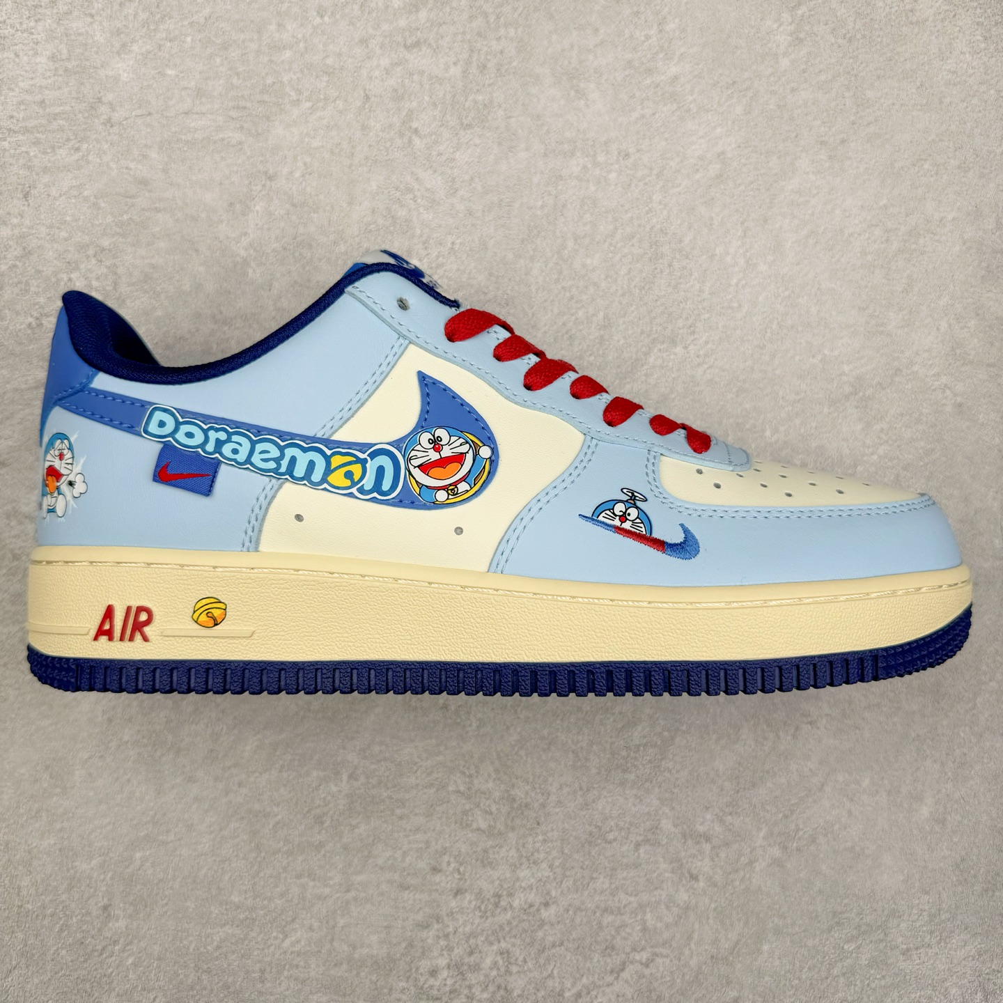 NK Air Force 1´07 Low 空军一号低帮百搭休闲运动板鞋 XL2420-333 柔软、弹性十足的缓震性能和出色的中底设计 横跨复古与现代的外型结合 造就出风靡全球 三十多年的Force 1 直到今天还深受青睐 尺码:36 36.5 37.5 38 38.5 39 40 40.5 41 42 42.5 43 44 44.5 45-选品中心