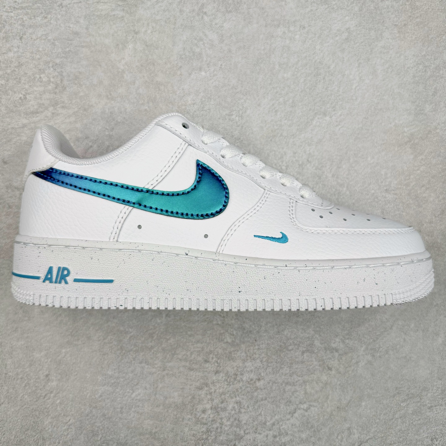 #特价福利 NK Air Force 1´07 Low 空军一号百搭休闲运动板鞋 DIY得物定制配色 柔软、弹性十足的缓震性能和出色的中底设计 横跨复古与现代的外型结合 造就出风靡全球三十多年的Force 1 直到今天还深受青睐 尺码:35.5 36 36.5 37.5 38 38.5 39 40 40.5 41 42 42.5 43 44 44.5 45-选品中心