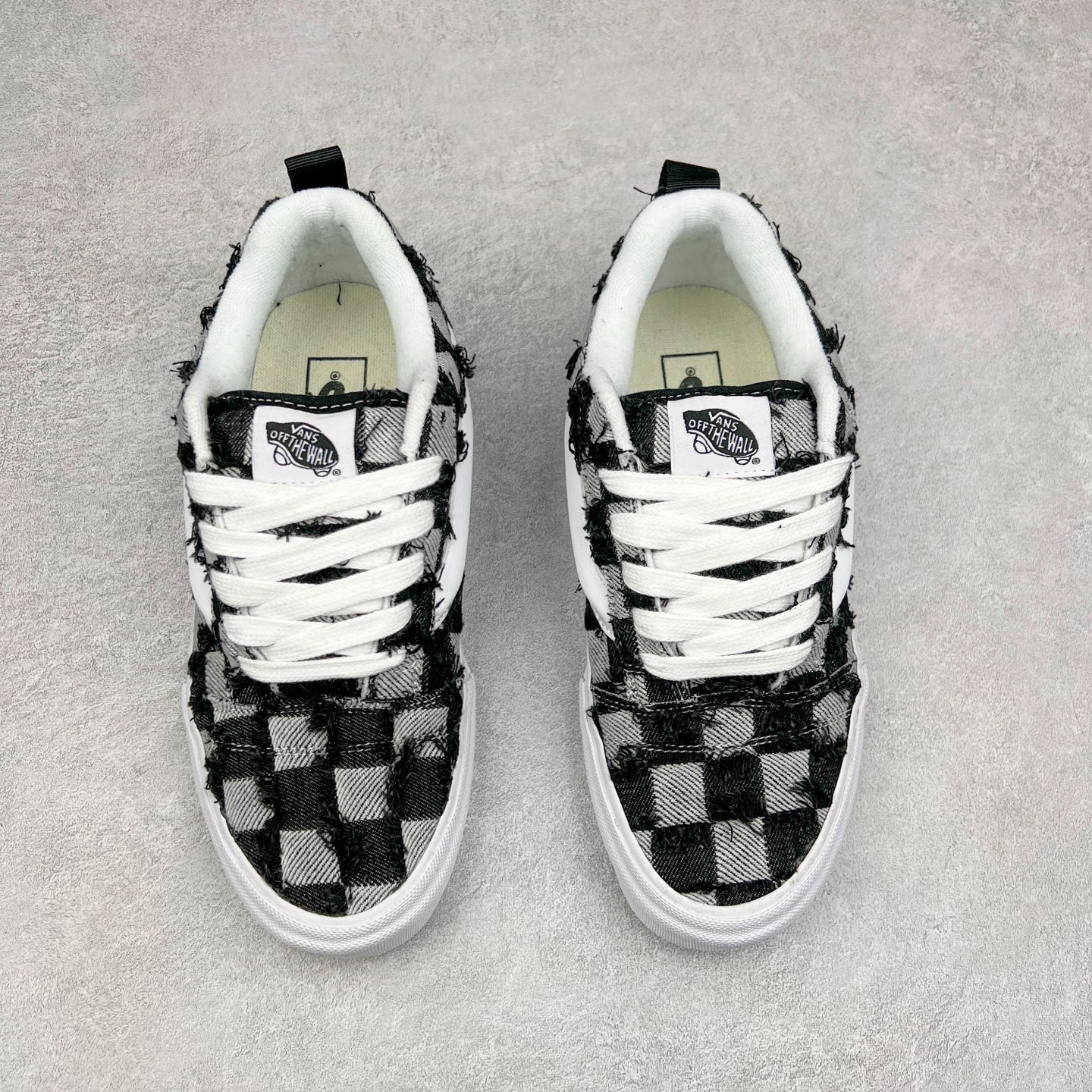 图片[2]-Vans Knu Skool 蛇年限定 蓝色方格流苏牛津布特色工艺 范斯低帮复古休闲胖胖面包鞋 尺码：35 36 36.5 37 38 38.5 39 40 40.5 41 42 42.5 43 44-选品中心