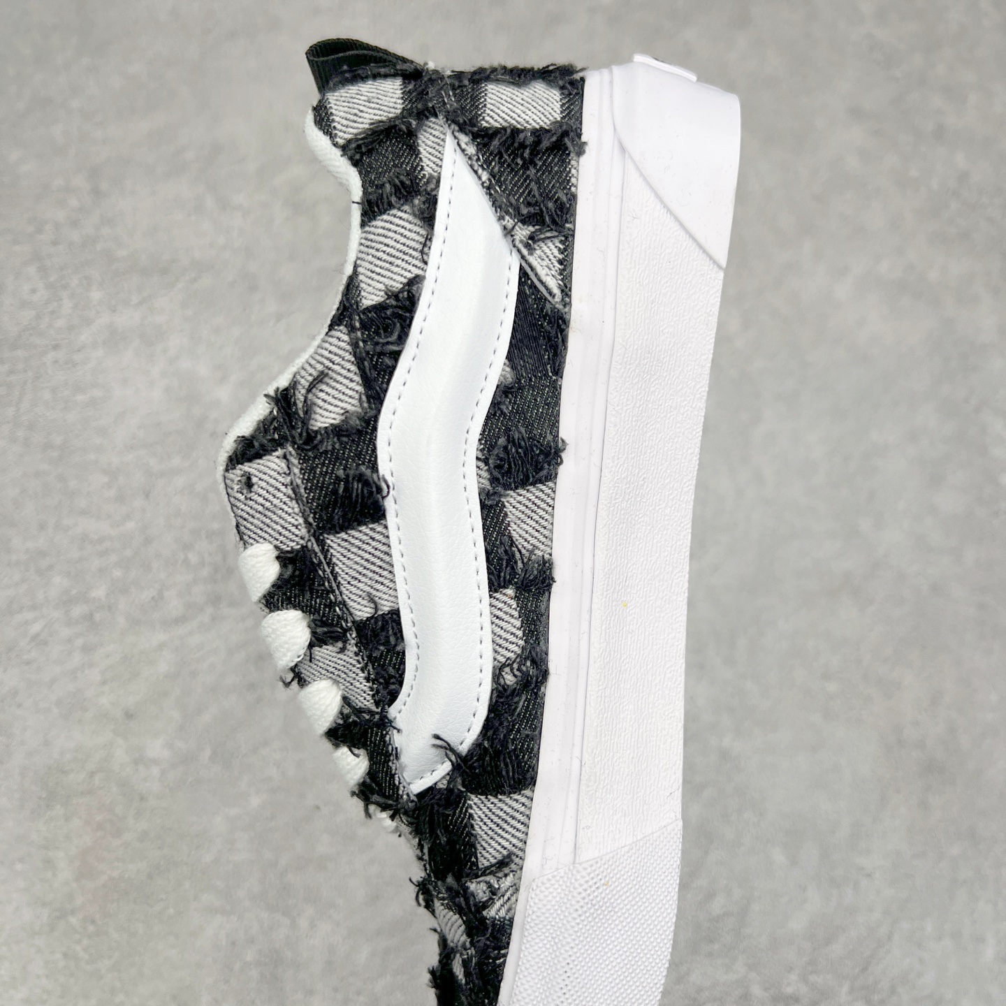 图片[7]-Vans Knu Skool 蛇年限定 蓝色方格流苏牛津布特色工艺 范斯低帮复古休闲胖胖面包鞋 尺码：35 36 36.5 37 38 38.5 39 40 40.5 41 42 42.5 43 44-选品中心