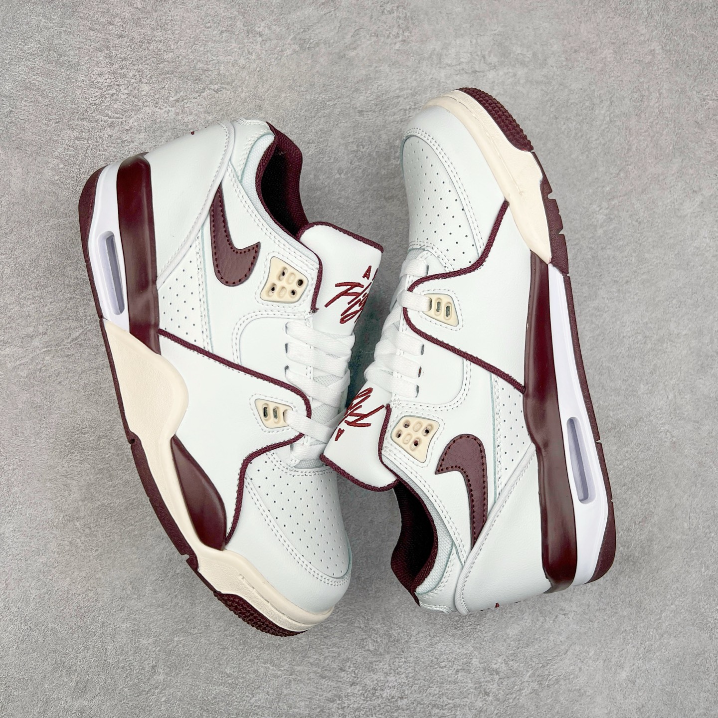 图片[3]-NK Air Flight AJ89 复古运动鞋 AJ4兄弟款系列篮球鞋 FQ5286-100 重塑80年代后期非凡篮球战靴的经典风范,利落皮革结构搭载卓越缓震系统 重现传世经典的卓越性能 取用皮革与合成材质组合鞋面 简约利落潮流运动 尺码：36 36.5 37.5 38 38.5 39 40 40.5 41 42 42.5 43 44 44.5 45 46-选品中心