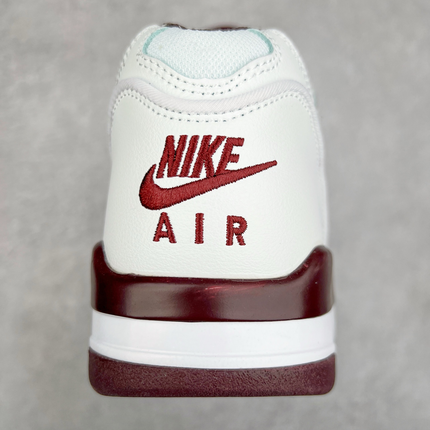 图片[8]-NK Air Flight AJ89 复古运动鞋 AJ4兄弟款系列篮球鞋 FQ5286-100 重塑80年代后期非凡篮球战靴的经典风范,利落皮革结构搭载卓越缓震系统 重现传世经典的卓越性能 取用皮革与合成材质组合鞋面 简约利落潮流运动 尺码：36 36.5 37.5 38 38.5 39 40 40.5 41 42 42.5 43 44 44.5 45 46-选品中心