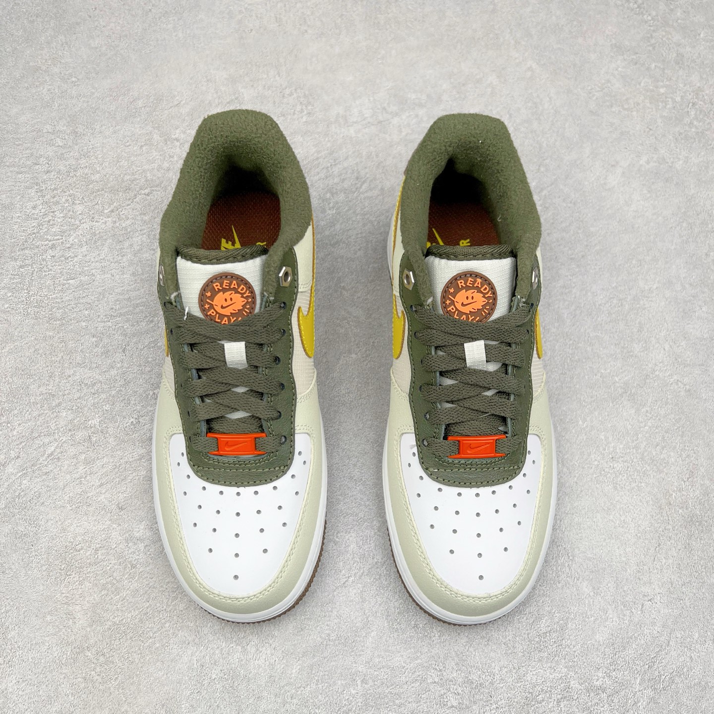 图片[2]-＃特价福利 NK Air Force 1´07 Low 空军一号百搭休闲运动板鞋 DIY得物定制配色 柔软、弹性十足的缓震性能和出色的中底设计 横跨复古与现代的外型结合 造就出风靡全球三十多年的Force 1 直到今天还深受青睐 尺码：35.5 36 36.5 37.5 38 38.5 39 40 40.5 41 42 42.5 43 44 44.5 45-选品中心