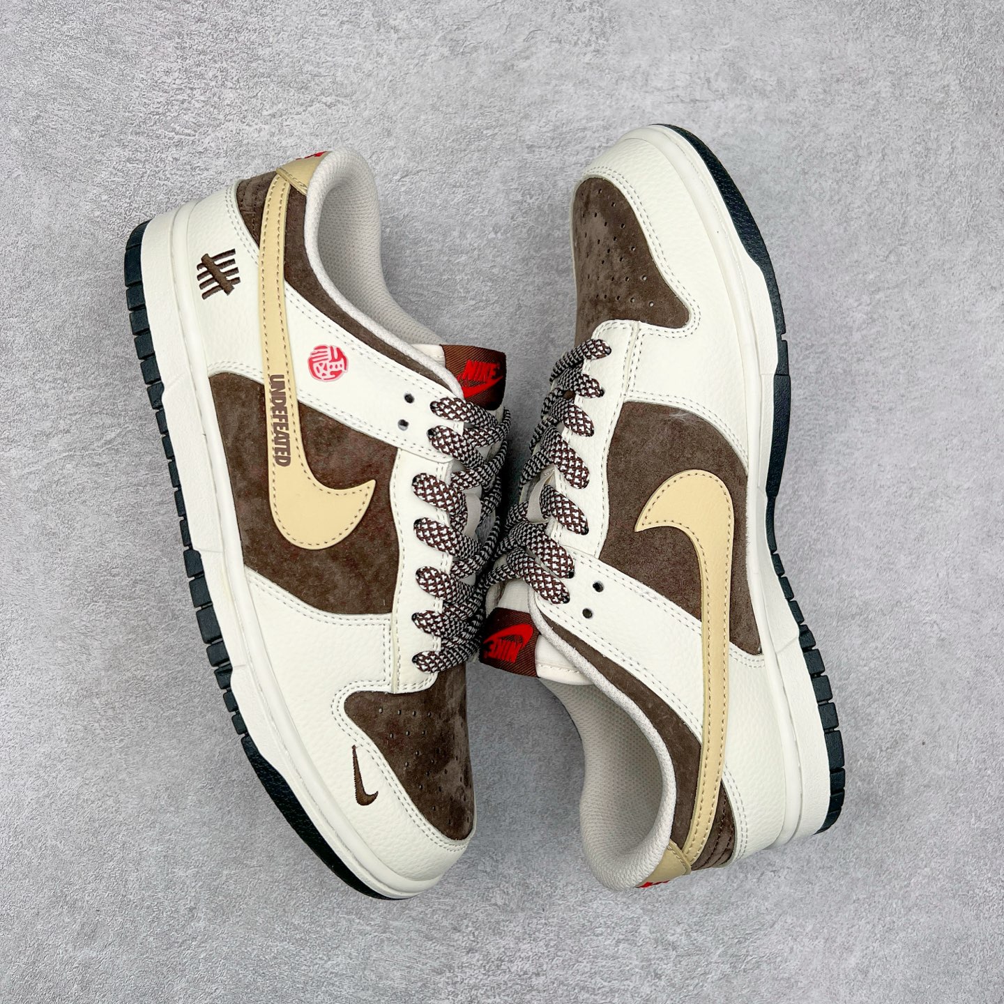 图片[3]-NK Dunk Low 定制配色 DJ2024-089 大厂出品 极力推荐 原装头层材料 独家版型蒸餾加工帶來的是更好的视觉和脚感体验大厂纯原品质出货 清洁度 电绣工艺 皮料切割干净无任何毛边 细节完美 尺码：36 36.5 37.5 38 38.5 39 40 40.5 41 42 42.5 43 44 44.5 45-选品中心