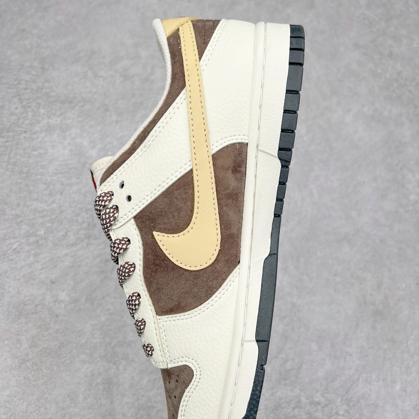 图片[7]-NK Dunk Low 定制配色 DJ2024-089 大厂出品 极力推荐 原装头层材料 独家版型蒸餾加工帶來的是更好的视觉和脚感体验大厂纯原品质出货 清洁度 电绣工艺 皮料切割干净无任何毛边 细节完美 尺码：36 36.5 37.5 38 38.5 39 40 40.5 41 42 42.5 43 44 44.5 45-选品中心