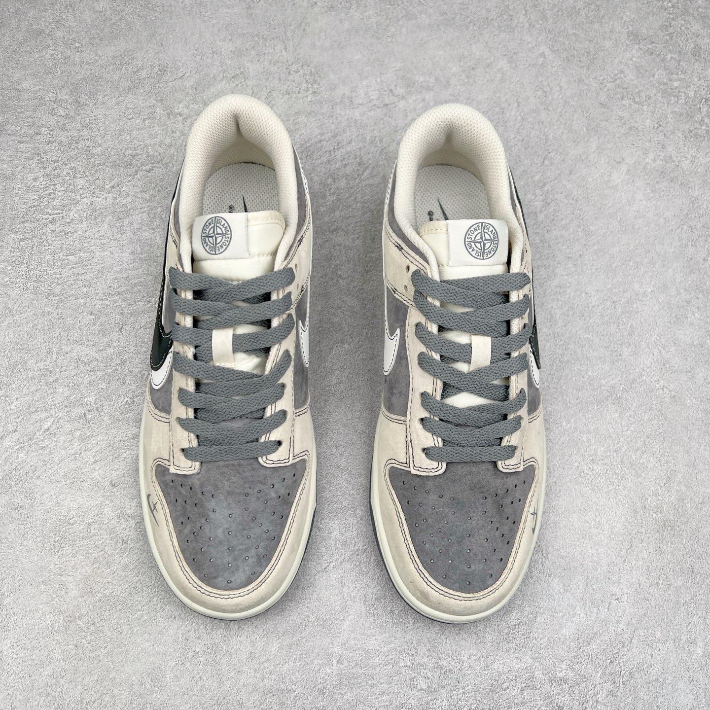 图片[2]-NK Dunk Low 定制配色 DJ2024-087 大厂出品 极力推荐 原装头层材料 独家版型蒸餾加工帶來的是更好的视觉和脚感体验大厂纯原品质出货 清洁度 电绣工艺 皮料切割干净无任何毛边 细节完美 尺码：36 36.5 37.5 38 38.5 39 40 40.5 41 42 42.5 43 44 44.5 45-选品中心