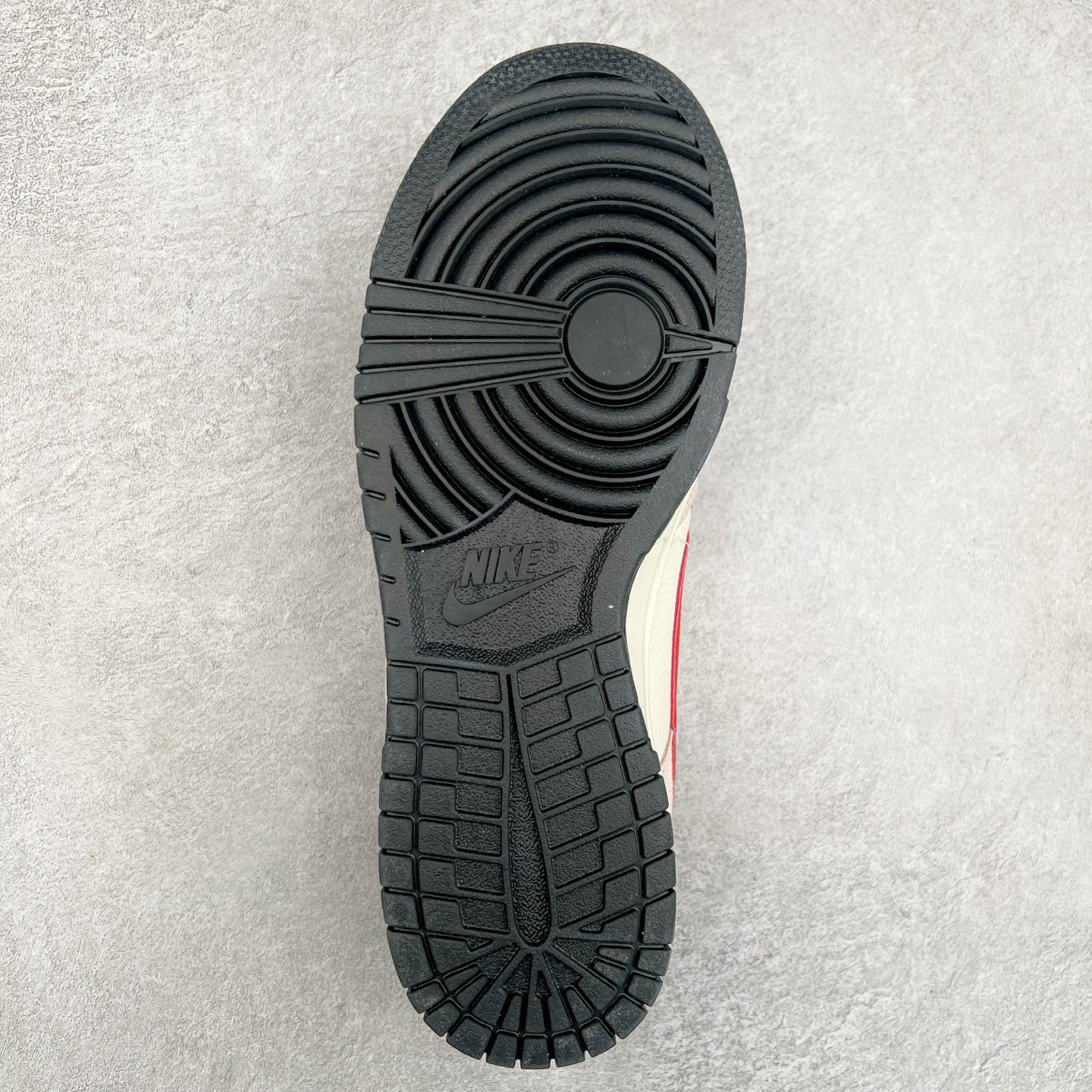 图片[9]-NK Dunk Low 定制配色 DJ2024-106 大厂出品 极力推荐 原装头层材料 独家版型蒸餾加工帶來的是更好的视觉和脚感体验大厂纯原品质出货 清洁度 电绣工艺 皮料切割干净无任何毛边 细节完美 尺码：36 36.5 37.5 38 38.5 39 40 40.5 41 42 42.5 43 44 44.5 45-选品中心