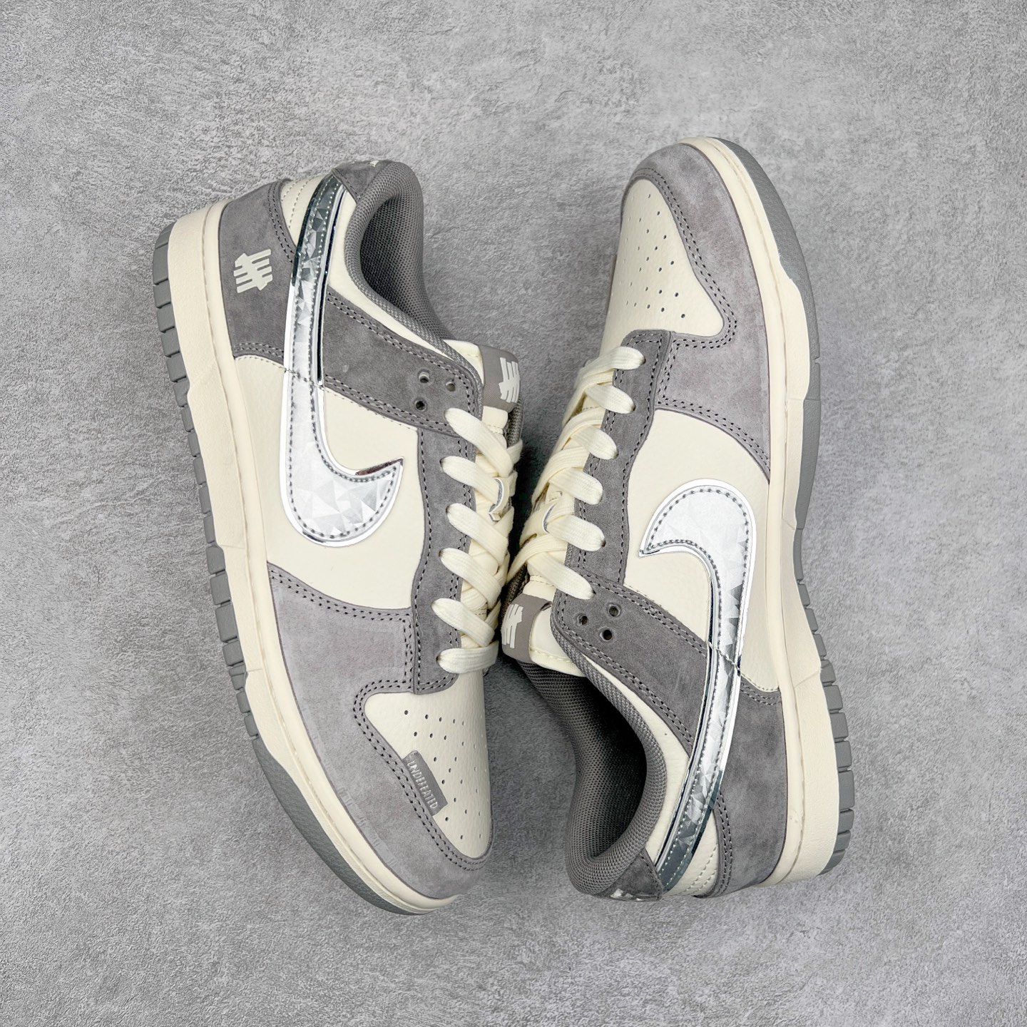 图片[3]-NK Dunk Low 定制配色 DQ1098-518 大厂出品 极力推荐 原装头层材料 独家版型蒸餾加工帶來的是更好的视觉和脚感体验大厂纯原品质出货 清洁度 电绣工艺 皮料切割干净无任何毛边 细节完美 尺码：36 36.5 37.5 38 38.5 39 40 40.5 41 42 42.5 43 44 44.5 45-选品中心