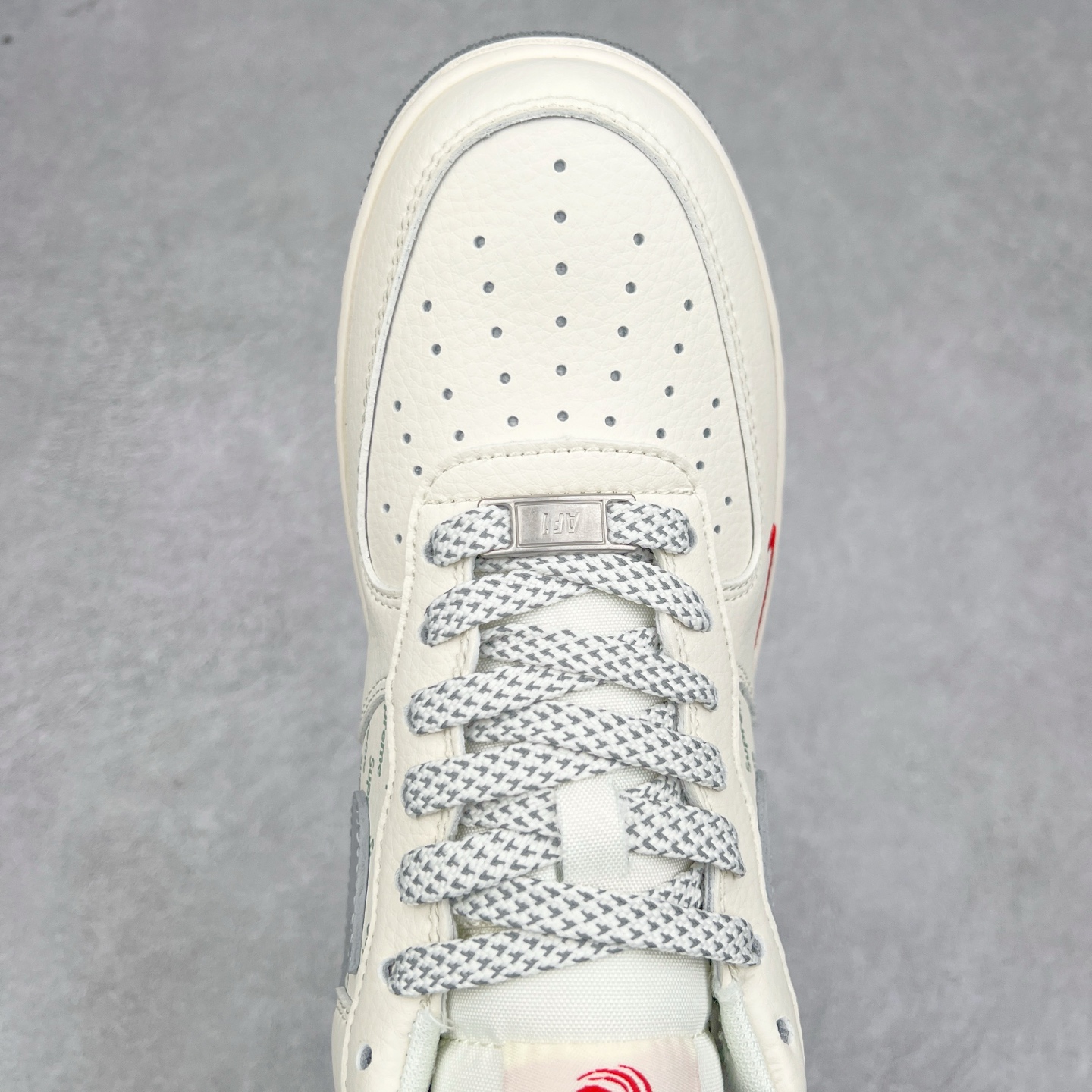 图片[4]-NK Air Force 1´07 Low 空军一号低帮百搭休闲运动板鞋 XS1958-503 柔软、弹性十足的缓震性能和出色的中底设计 横跨复古与现代的外型结合 造就出风靡全球 三十多年的Force 1 直到今天还深受青睐 尺码：36 36.5 37.5 38 38.5 39 40 40.5 41 42 42.5 43 44 44.5 45-选品中心