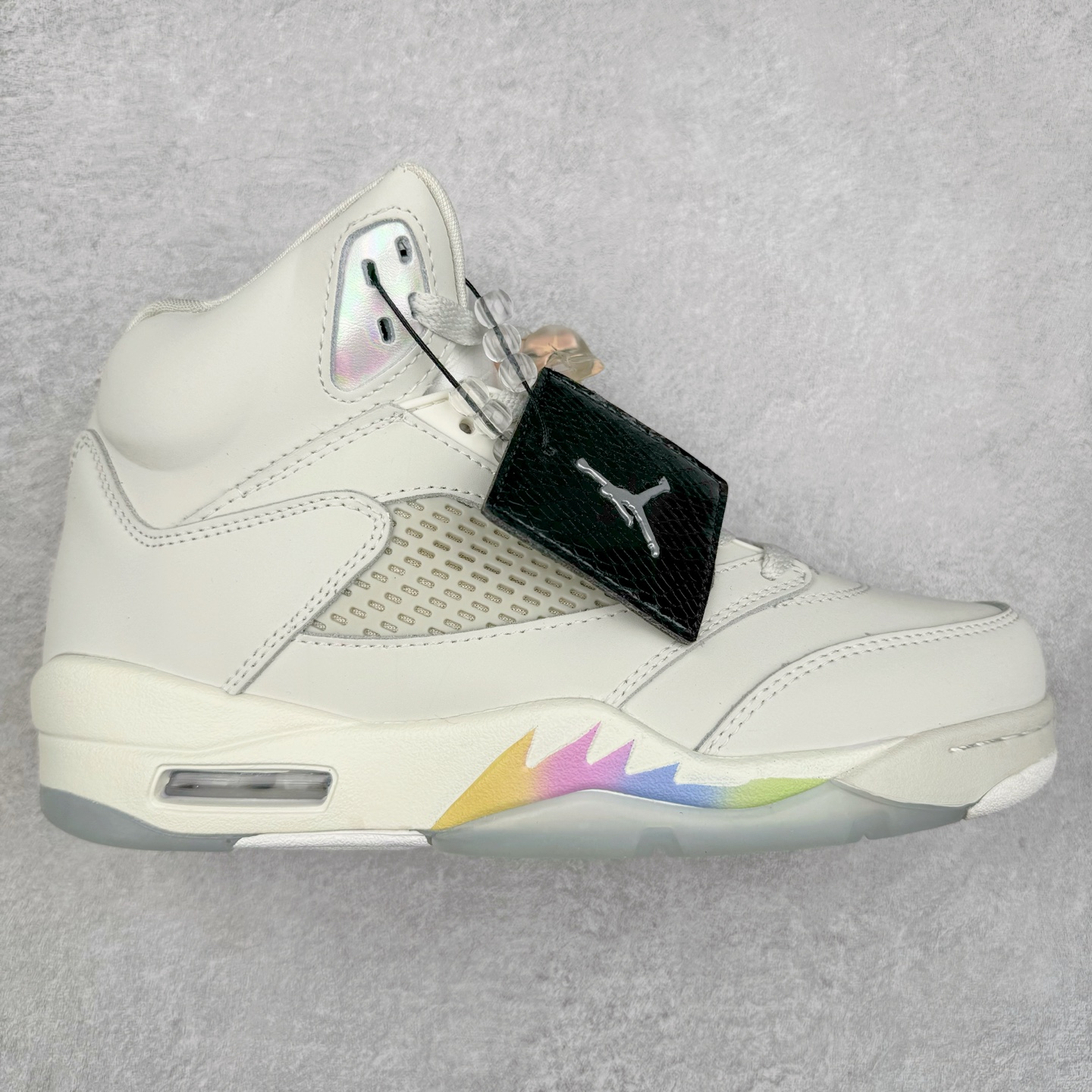 #外贸版 Air Jordan AJ5 Retro CNY蛇年限定 HF3183-001 原纸板楦头开发 进口头层皮料 完美鞋型匹配公司货 正确鞋舌立体高频 最新原厂底模 大底卡色咬花完美 鞋柜必备鞋款 终端现货供应 尺码:36 36.5 37.5 38 38.5 39 40 40.5 41 42 42.5 43 44 44.5 45 46 47.5-选品中心