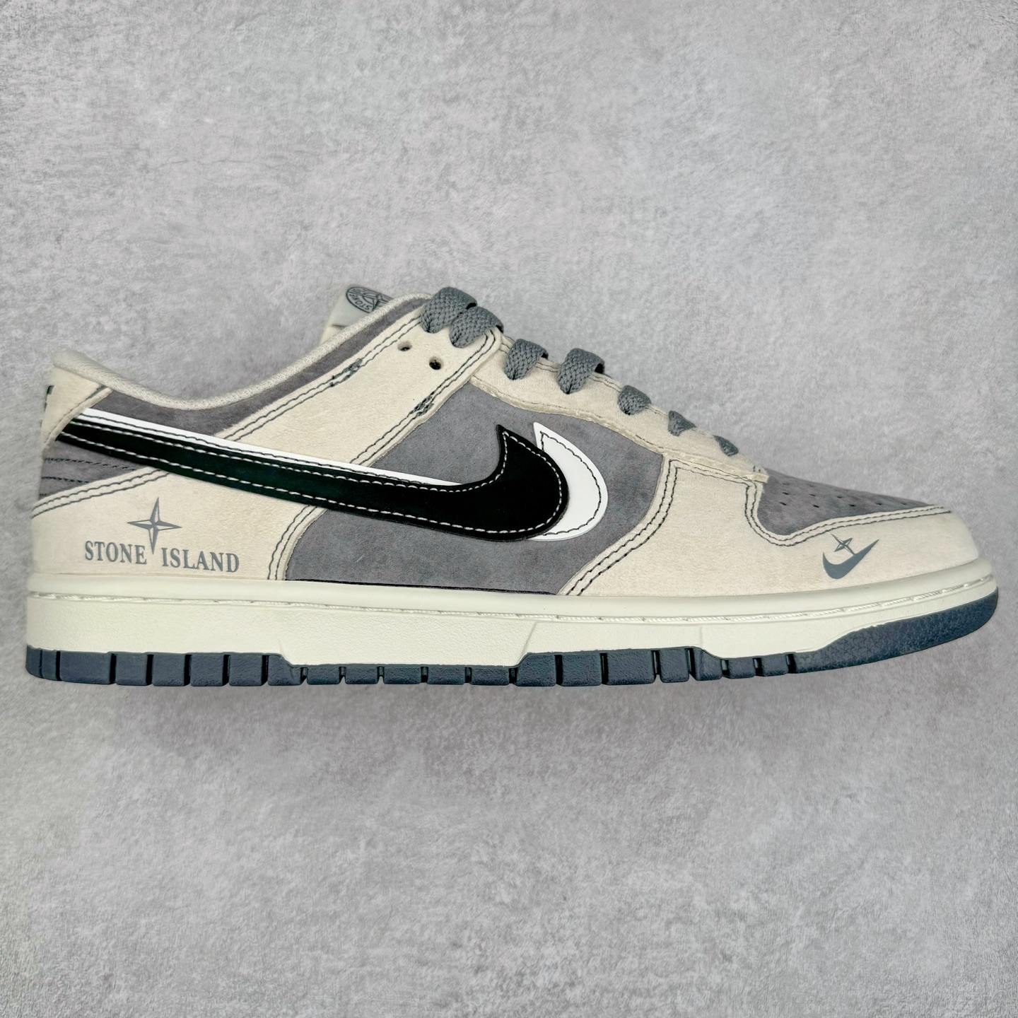 NK Dunk Low 定制配色 DJ2024-087 大厂出品 极力推荐 原装头层材料 独家版型蒸餾加工帶來的是更好的视觉和脚感体验大厂纯原品质出货 清洁度 电绣工艺 皮料切割干净无任何毛边 细节完美 尺码：36 36.5 37.5 38 38.5 39 40 40.5 41 42 42.5 43 44 44.5 45-选品中心