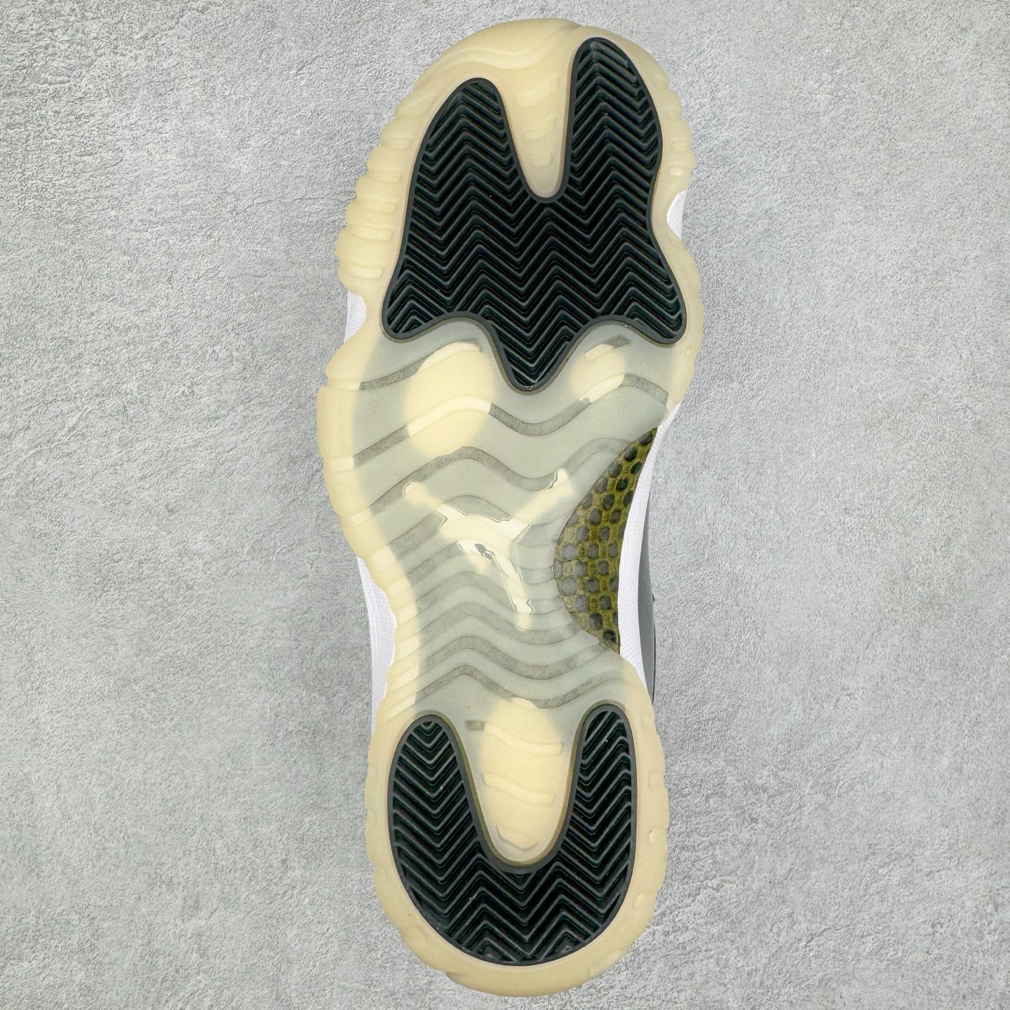 图片[9]-＃渠道纯原特价 AJ3 AJ12 AJ14系列 注意白菜价清仓套现 纯原口碑大厂出品 之前5XX版本 全系列原楦原纸板开发 采购原厂皮料 原厂定型 后跟完美效果 到手可放心比对发售原鞋 上脚百分百充当正品驾驭 真正原装公司级完美鞋型 一切细节实拍所见所得 纸板中底 钢印 完美版型 放心开冲 核心优先配货 尺码对应库存‼️-选品中心