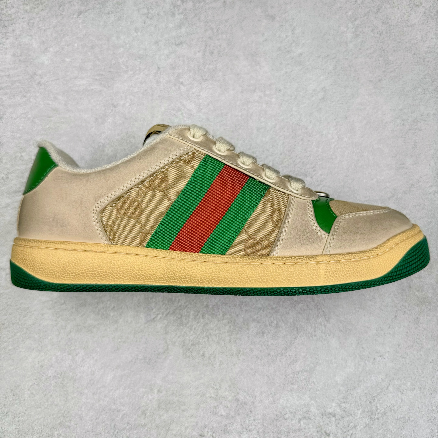 Gucci 古驰 Screener 运动休闲时装奢侈品系列 GG珐琅扣 擦脏做旧小脏鞋 高端零售海淘商家混卖版本 东莞纯原品质 原鞋对照工艺生产 原厂一致色泽度玛瑙珐琅GG扣 原版一致鞋舌鞋带处擦脏工艺 全套原版包装外盒配件 意大利进口磨砂头层牛皮 后跟原版一致哑光丝印烫金字体 全网独家复刻细节 ）同源出厂真丝绸防尘鞋套袋 原装雪梨形超软沙绒纸团 工艺无缝细空胶技术 原版一致私模开发大底 尺码：35 36 37 38 39 40 41 42 43 44 45-选品中心