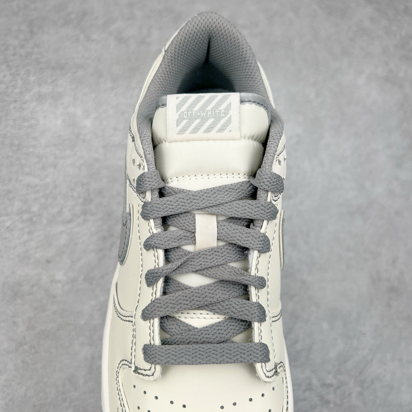 图片[5]-NK Dunk Low 定制配色 DJ2024-001 大厂出品 极力推荐 原装头层材料 独家版型蒸餾加工帶來的是更好的视觉和脚感体验大厂纯原品质出货 清洁度 电绣工艺 皮料切割干净无任何毛边 细节完美 尺码：36 36.5 37.5 38 38.5 39 40 40.5 41 42 42.5 43 44 44.5 45-选品中心