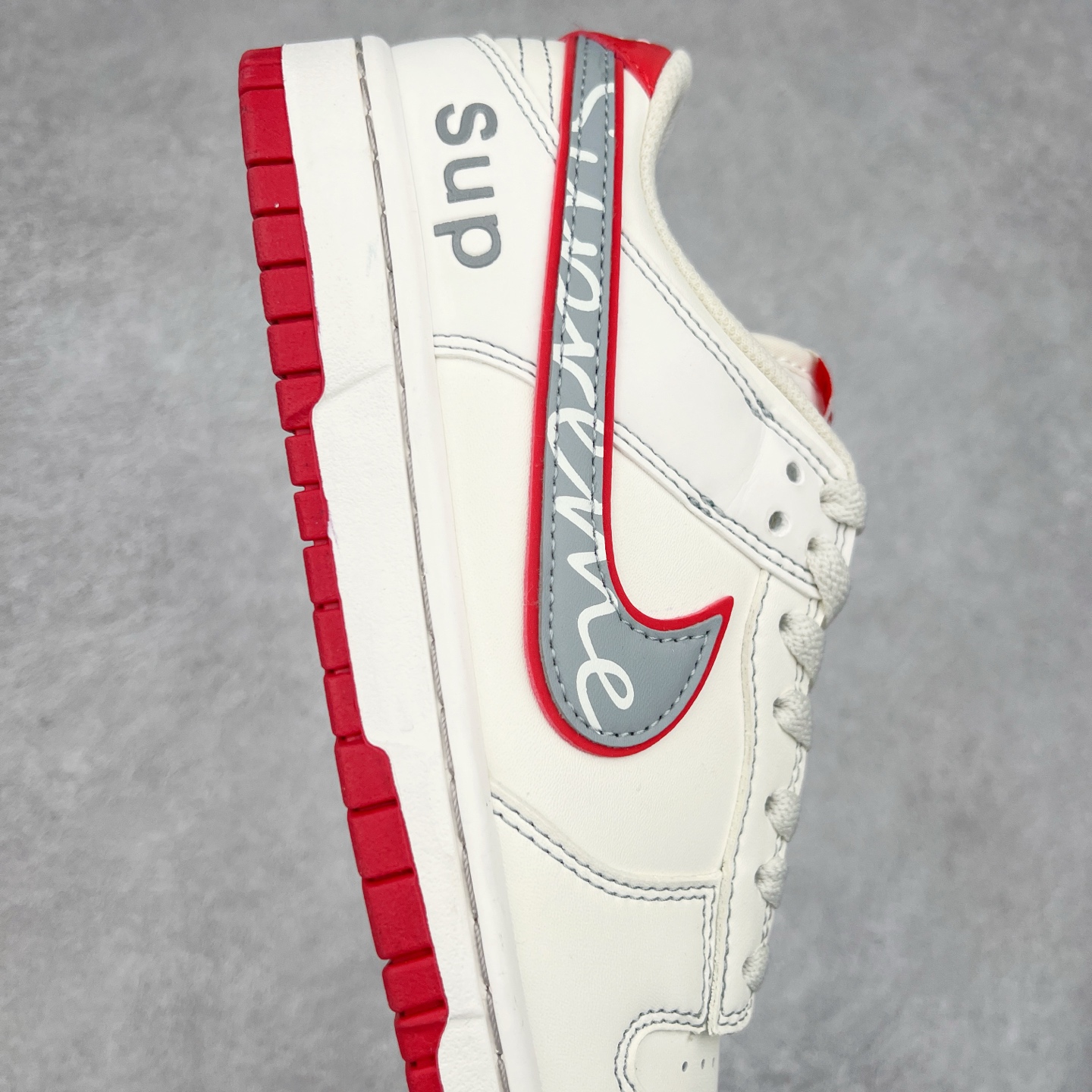 图片[6]-NK Dunk Low 定制配色 DJ2024-030 大厂出品 极力推荐 原装头层材料 独家版型蒸餾加工帶來的是更好的视觉和脚感体验大厂纯原品质出货 清洁度 电绣工艺 皮料切割干净无任何毛边 细节完美 尺码：36 36.5 37.5 38 38.5 39 40 40.5 41 42 42.5 43 44 44.5 45-选品中心