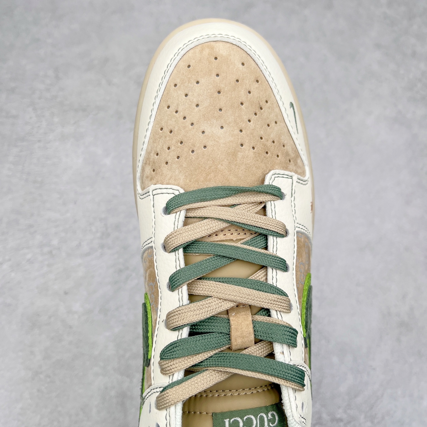 图片[4]-NK Dunk Low 定制配色 DM6868-025 大厂出品 极力推荐 原装头层材料 独家版型蒸餾加工帶來的是更好的视觉和脚感体验大厂纯原品质出货 清洁度 电绣工艺 皮料切割干净无任何毛边 细节完美 尺码：36 36.5 37.5 38 38.5 39 40 40.5 41 42 42.5 43 44 44.5 45-选品中心