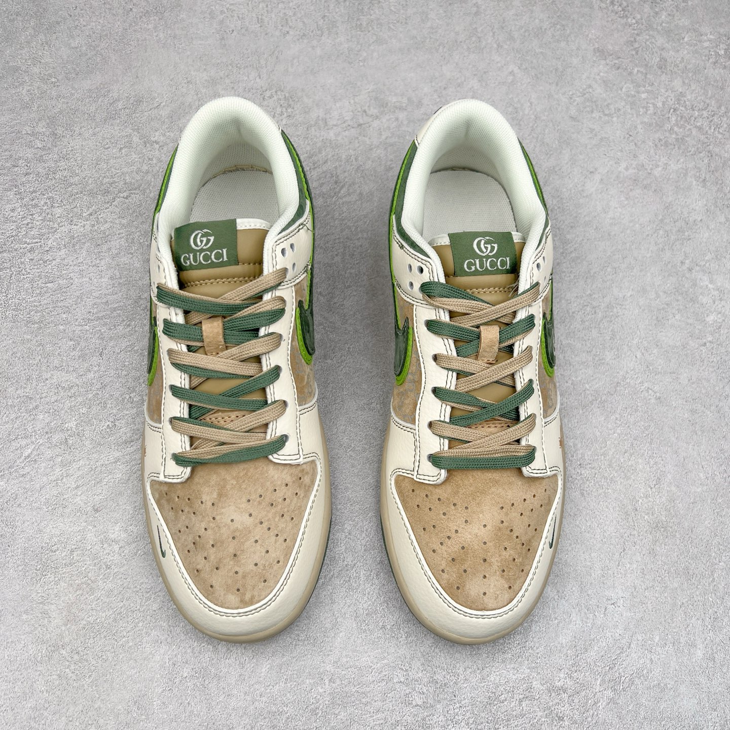 图片[2]-NK Dunk Low 定制配色 DM6868-025 大厂出品 极力推荐 原装头层材料 独家版型蒸餾加工帶來的是更好的视觉和脚感体验大厂纯原品质出货 清洁度 电绣工艺 皮料切割干净无任何毛边 细节完美 尺码：36 36.5 37.5 38 38.5 39 40 40.5 41 42 42.5 43 44 44.5 45-选品中心
