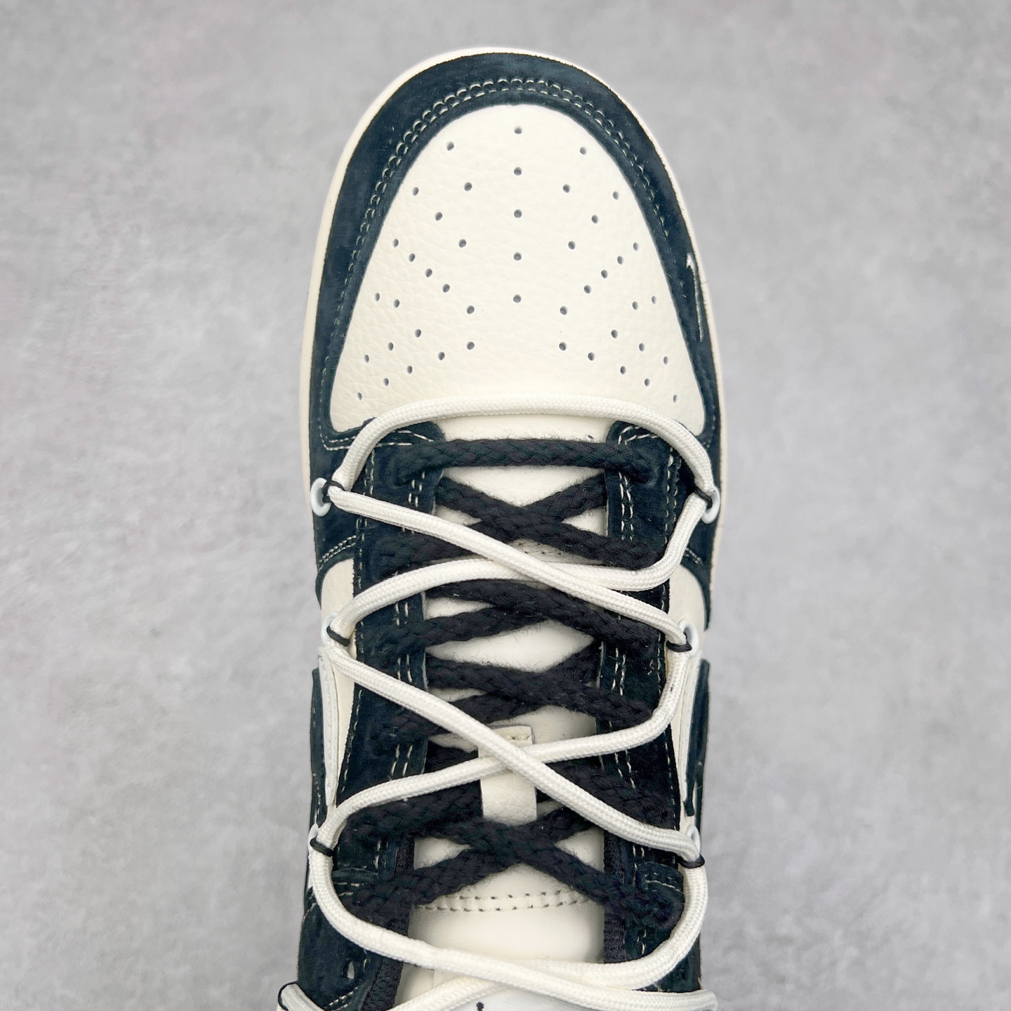 图片[4]-NK Dunk Low 定制配色 YX5066-241 大厂出品 极力推荐 原装头层材料 独家版型蒸餾加工帶來的是更好的视觉和脚感体验大厂纯原品质出货 清洁度 电绣工艺 皮料切割干净无任何毛边 细节完美 尺码：36 36.5 37.5 38 38.5 39 40 40.5 41 42 42.5 43 44 44.5 45-选品中心