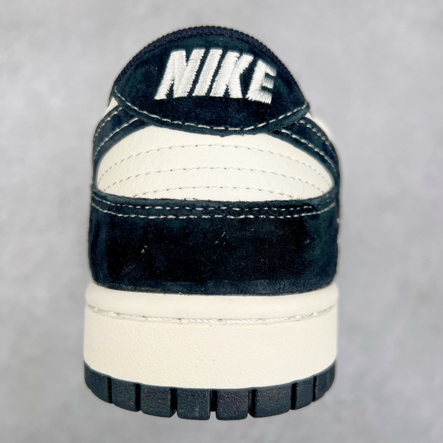 图片[8]-NK Dunk Low 定制配色 YX5066-241 大厂出品 极力推荐 原装头层材料 独家版型蒸餾加工帶來的是更好的视觉和脚感体验大厂纯原品质出货 清洁度 电绣工艺 皮料切割干净无任何毛边 细节完美 尺码：36 36.5 37.5 38 38.5 39 40 40.5 41 42 42.5 43 44 44.5 45-选品中心