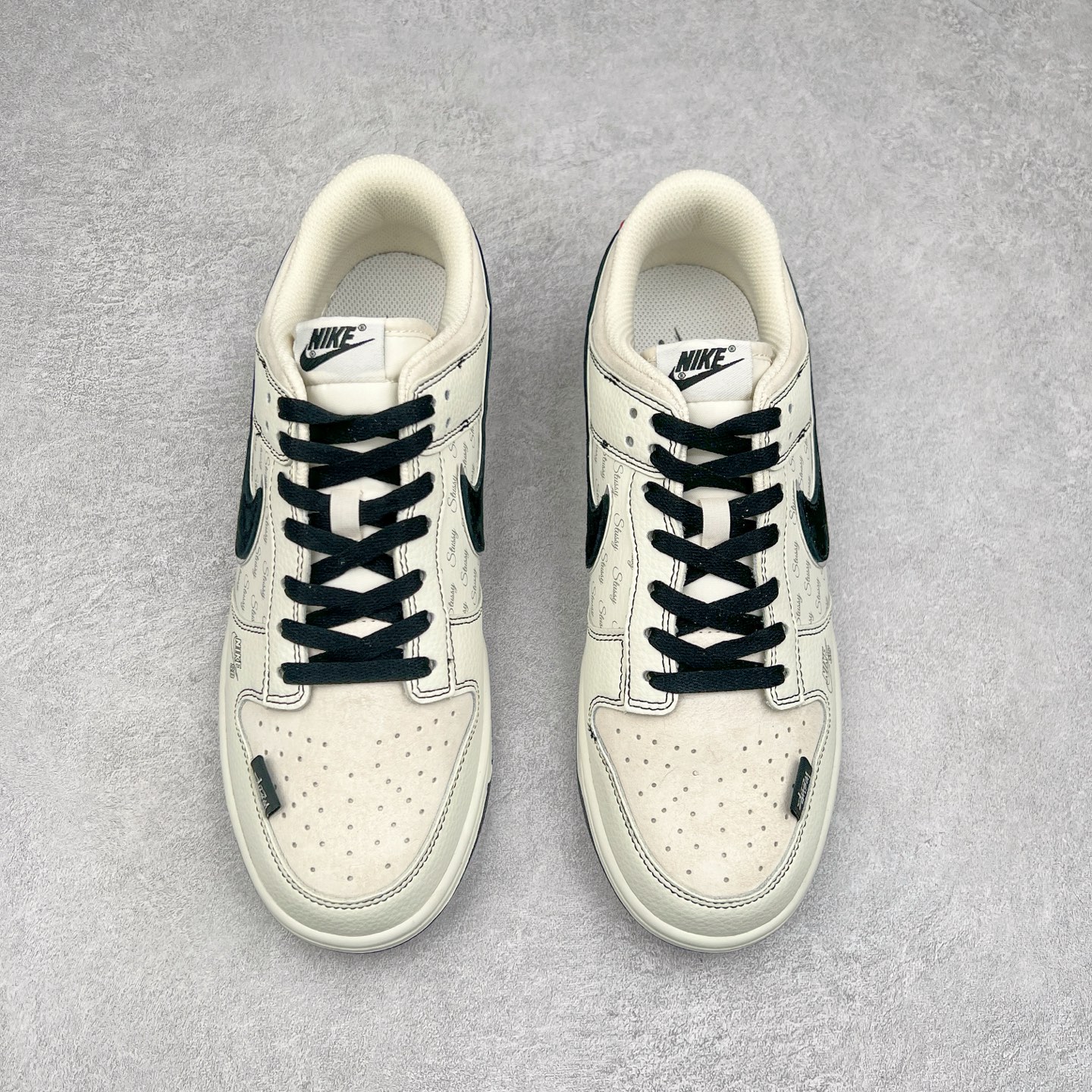 图片[2]-NK Dunk Low 定制配色 DJ2024-115 大厂出品 极力推荐 原装头层材料 独家版型蒸餾加工帶來的是更好的视觉和脚感体验大厂纯原品质出货 清洁度 电绣工艺 皮料切割干净无任何毛边 细节完美 尺码：36 36.5 37.5 38 38.5 39 40 40.5 41 42 42.5 43 44 44.5 45-选品中心