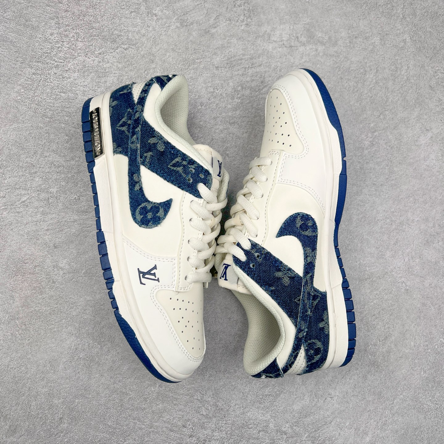 图片[3]-NK Dunk Low 定制配色 DJ2024-008 大厂出品 极力推荐 原装头层材料 独家版型蒸餾加工帶來的是更好的视觉和脚感体验大厂纯原品质出货 清洁度 电绣工艺 皮料切割干净无任何毛边 细节完美 尺码：36 36.5 37.5 38 38.5 39 40 40.5 41 42 42.5 43 44 44.5 45-选品中心