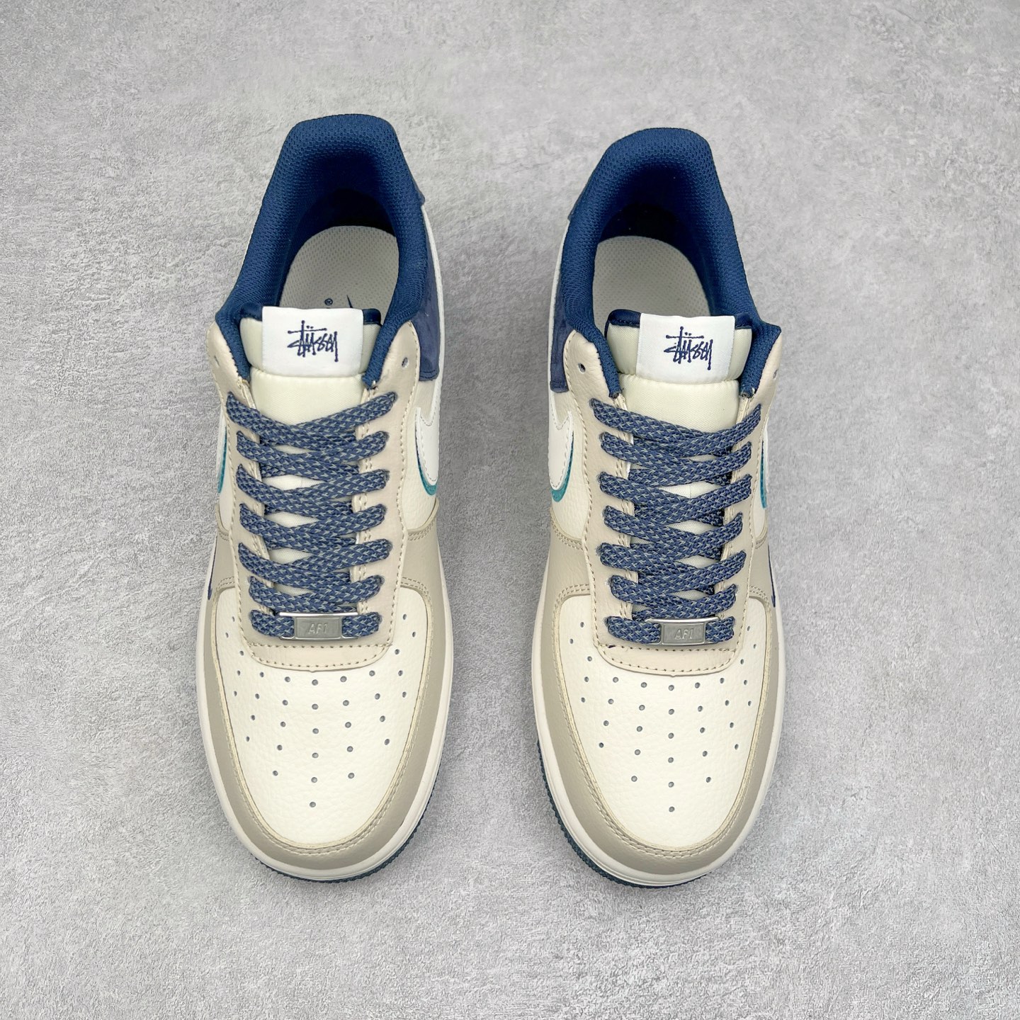 图片[2]-NK Air Force 1´07 Low 空军一号低帮百搭休闲运动板鞋 DM6688-055 柔软、弹性十足的缓震性能和出色的中底设计 横跨复古与现代的外型结合 造就出风靡全球 三十多年的Force 1 直到今天还深受青睐 尺码：36 36.5 37.5 38 38.5 39 40 40.5 41 42 42.5 43 44 44.5 45-选品中心