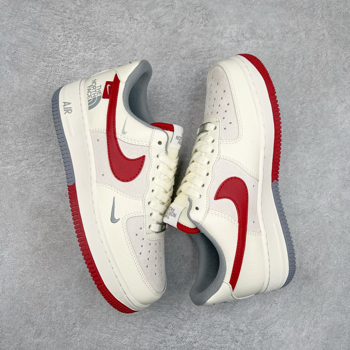 图片[3]-NK Air Force 1´07 Low 空军一号低帮百搭休闲运动板鞋 DM6688-047 柔软、弹性十足的缓震性能和出色的中底设计 横跨复古与现代的外型结合 造就出风靡全球 三十多年的Force 1 直到今天还深受青睐 尺码：36 36.5 37.5 38 38.5 39 40 40.5 41 42 42.5 43 44 44.5 45-选品中心