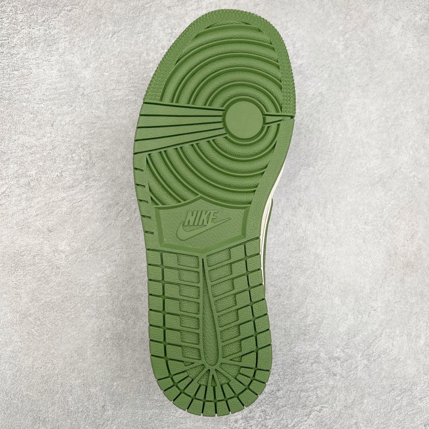 图片[9]-TS x Air Jordan AJ1 Low 倒钩低帮联名定制配色 DM9288-012 原厂内置气垫魔块 A模大底 头层小牛皮 鞋舌AJ原厂专用牛津布+AJ专用反口珍珠布+原厂无杂质高弹内里海棉+特殊封边弹力鞋带 尺码：36 36.5 37.5 38 38.5 39 40 40.5 41 42 42.5 43 44 44.5 45 46 47.5-选品中心