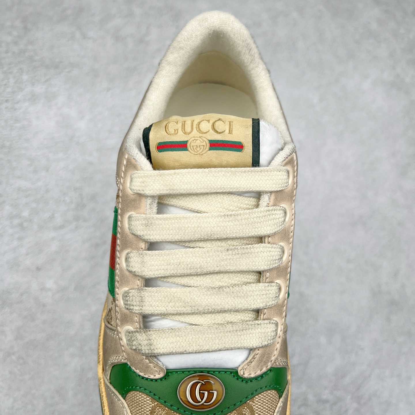 图片[5]-Gucci 古驰 Screener 运动休闲时装奢侈品系列 GG珐琅扣 擦脏做旧小脏鞋 高端零售海淘商家混卖版本 东莞纯原品质 原鞋对照工艺生产 原厂一致色泽度玛瑙珐琅GG扣 原版一致鞋舌鞋带处擦脏工艺 全套原版包装外盒配件 意大利进口磨砂头层牛皮 后跟原版一致哑光丝印烫金字体 全网独家复刻细节 ）同源出厂真丝绸防尘鞋套袋 原装雪梨形超软沙绒纸团 工艺无缝细空胶技术 原版一致私模开发大底 尺码：35 36 37 38 39 40 41 42 43 44 45-选品中心