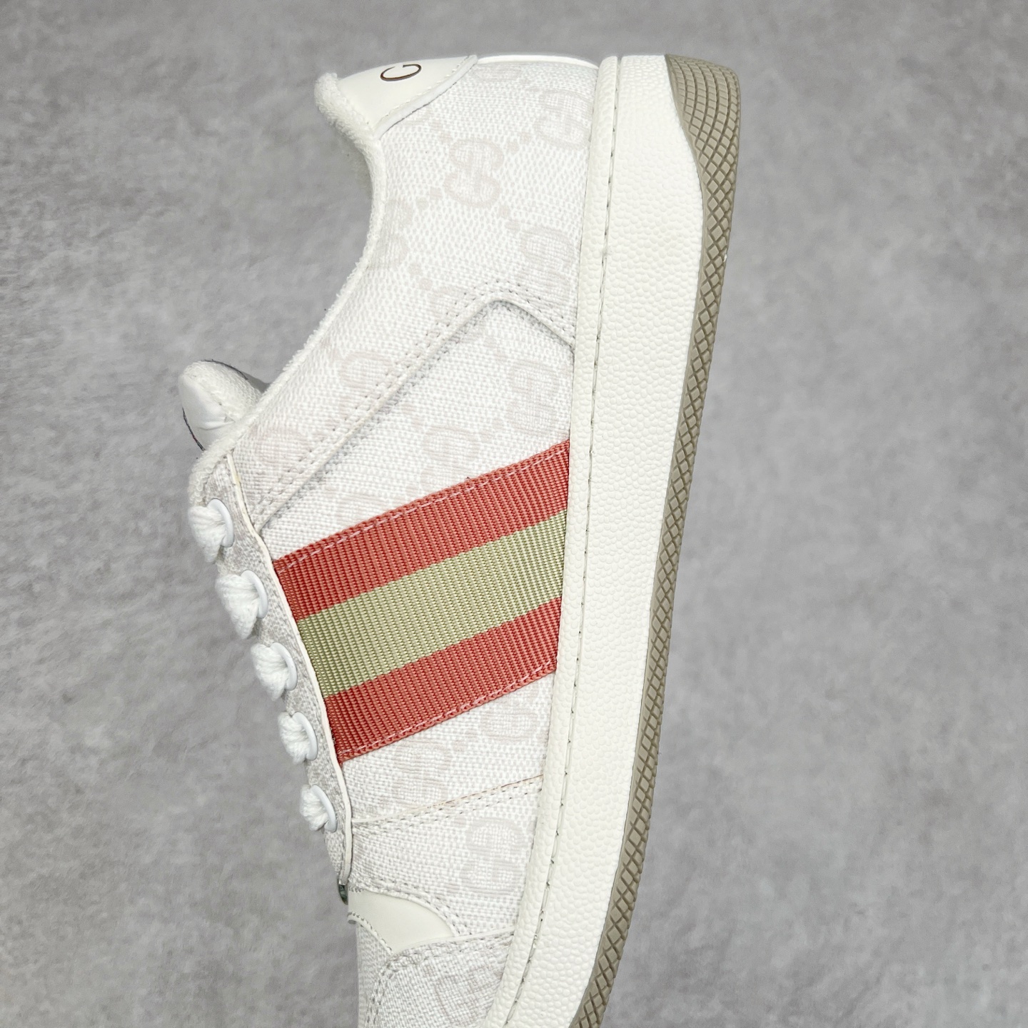 图片[7]-Gucci 古驰 Screener 运动休闲时装奢侈品系列 GG珐琅扣 擦脏做旧小脏鞋 高端零售海淘商家混卖版本 东莞纯原品质 原鞋对照工艺生产 原厂一致色泽度玛瑙珐琅GG扣 原版一致鞋舌鞋带处擦脏工艺 全套原版包装外盒配件 意大利进口磨砂头层牛皮 后跟原版一致哑光丝印烫金字体 全网独家复刻细节 ）同源出厂真丝绸防尘鞋套袋 原装雪梨形超软沙绒纸团 工艺无缝细空胶技术 原版一致私模开发大底 尺码：35 36 37 38 39 40 41 42 43 44 45-选品中心