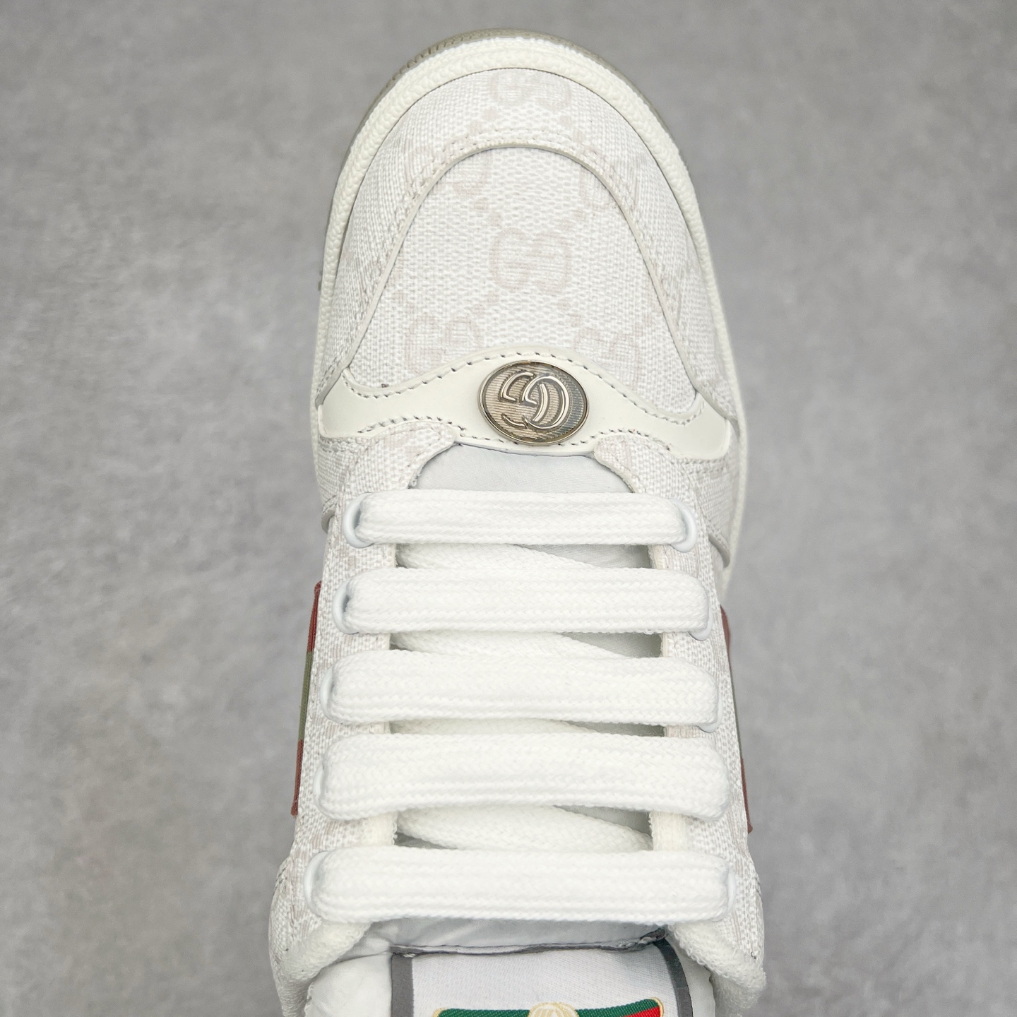 图片[4]-Gucci 古驰 Screener 运动休闲时装奢侈品系列 GG珐琅扣 擦脏做旧小脏鞋 高端零售海淘商家混卖版本 东莞纯原品质 原鞋对照工艺生产 原厂一致色泽度玛瑙珐琅GG扣 原版一致鞋舌鞋带处擦脏工艺 全套原版包装外盒配件 意大利进口磨砂头层牛皮 后跟原版一致哑光丝印烫金字体 全网独家复刻细节 ）同源出厂真丝绸防尘鞋套袋 原装雪梨形超软沙绒纸团 工艺无缝细空胶技术 原版一致私模开发大底 尺码：35 36 37 38 39 40 41 42 43 44 45-选品中心