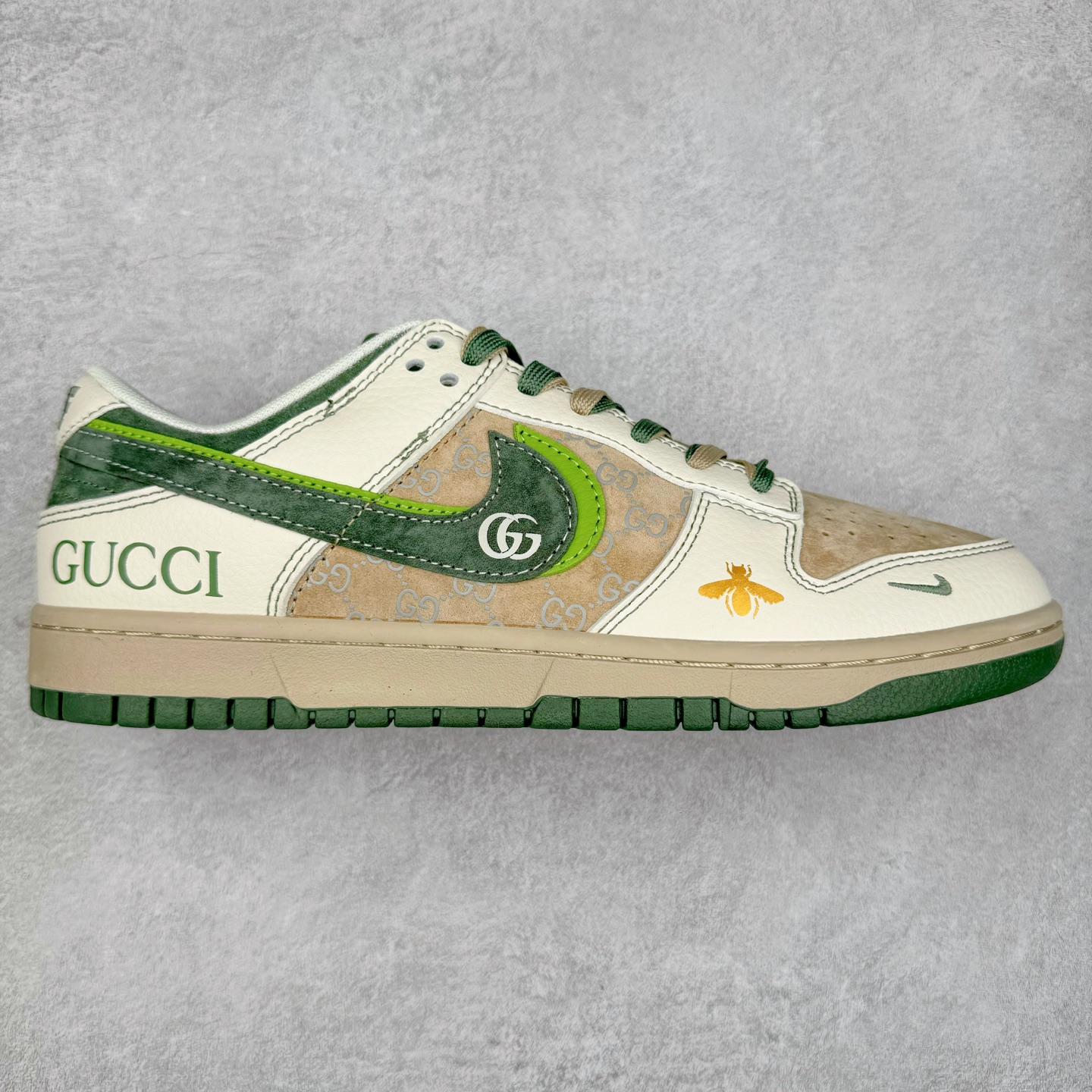 NK Dunk Low 定制配色 DM6868-025 大厂出品 极力推荐 原装头层材料 独家版型蒸餾加工帶來的是更好的视觉和脚感体验大厂纯原品质出货 清洁度 电绣工艺 皮料切割干净无任何毛边 细节完美 尺码：36 36.5 37.5 38 38.5 39 40 40.5 41 42 42.5 43 44 44.5 45-选品中心