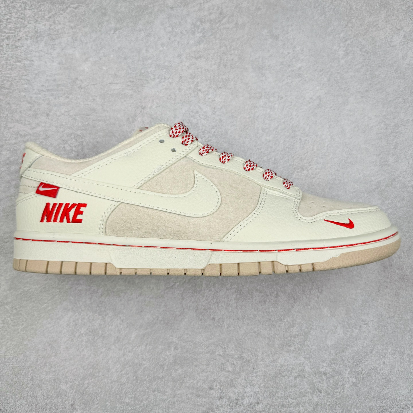 NK Dunk Low 定制配色 DJ2024-116 大厂出品 极力推荐 原装头层材料 独家版型蒸餾加工帶來的是更好的视觉和脚感体验大厂纯原品质出货 清洁度 电绣工艺 皮料切割干净无任何毛边 细节完美 尺码:36 36.5 37.5 38 38.5 39 40 40.5 41 42 42.5 43 44 44.5 45-选品中心