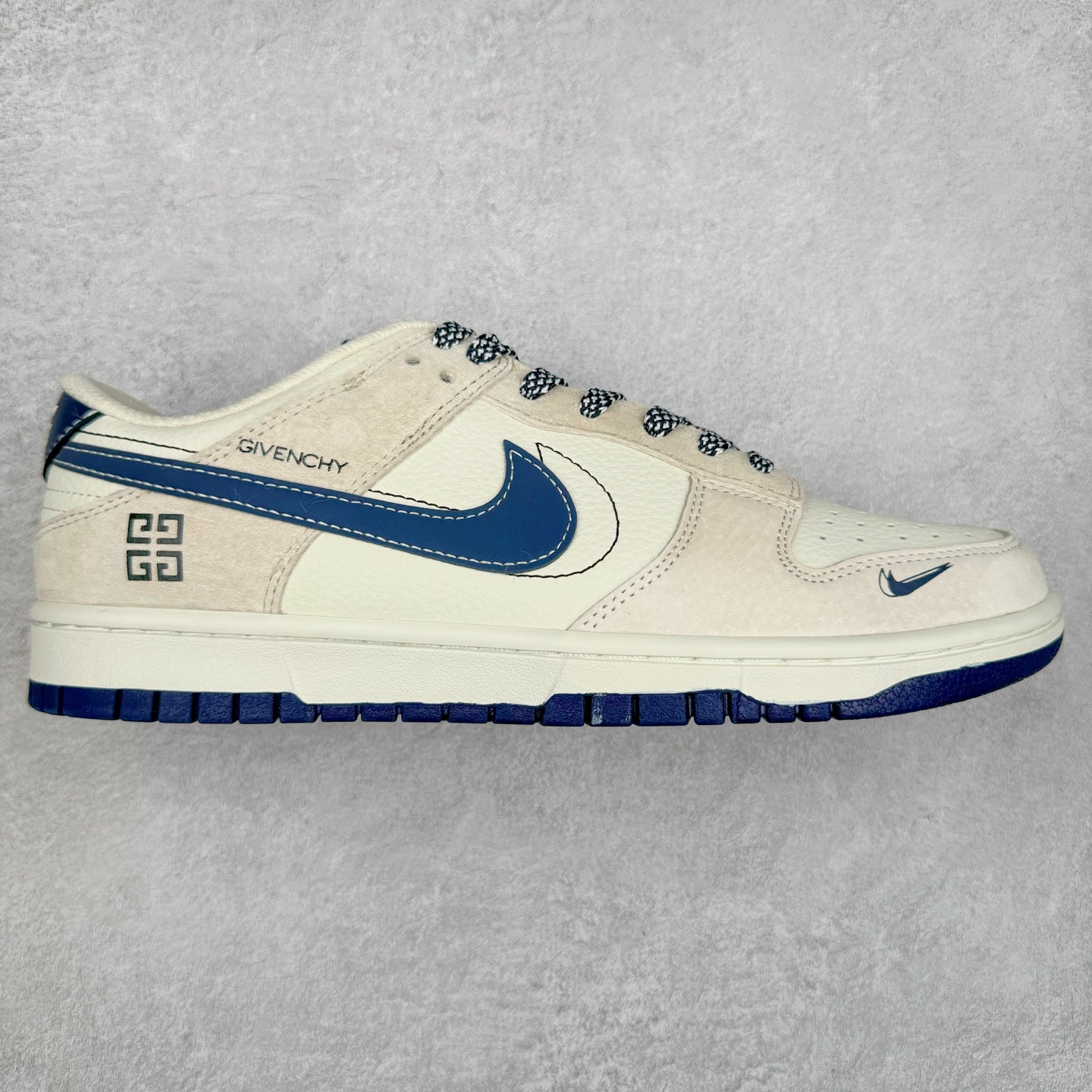 NK Dunk Low 定制配色 DJ2024-112 大厂出品 极力推荐 原装头层材料 独家版型蒸餾加工帶來的是更好的视觉和脚感体验大厂纯原品质出货 清洁度 电绣工艺 皮料切割干净无任何毛边 细节完美 尺码:36 36.5 37.5 38 38.5 39 40 40.5 41 42 42.5 43 44 44.5 45-选品中心