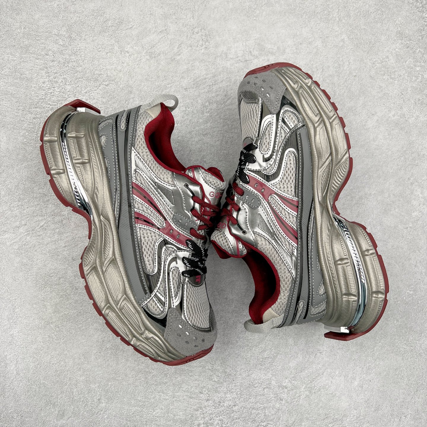 图片[3]-GG-CC Chunky Low白鹿同款独星球 2024新款GGCC低帮复古厚底增高老爹鞋 时髦look轻松定格 不费力展现率性氛围 原版正确大底 高档银盒 酷帅机能风不规则设计大底 8CM 增高厚底 大长腿既视感轻松拿捏 货号：G24X9833 尺码：35 36 37 38 39 40-选品中心