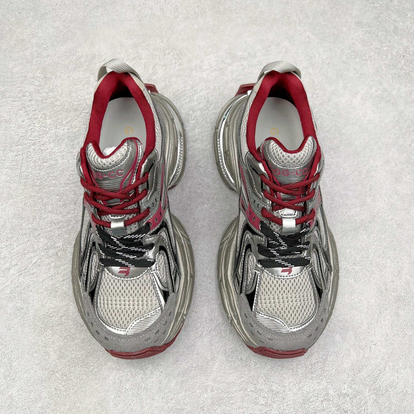 图片[2]-GG-CC Chunky Low白鹿同款独星球 2024新款GGCC低帮复古厚底增高老爹鞋 时髦look轻松定格 不费力展现率性氛围 原版正确大底 高档银盒 酷帅机能风不规则设计大底 8CM 增高厚底 大长腿既视感轻松拿捏 货号：G24X9833 尺码：35 36 37 38 39 40-选品中心