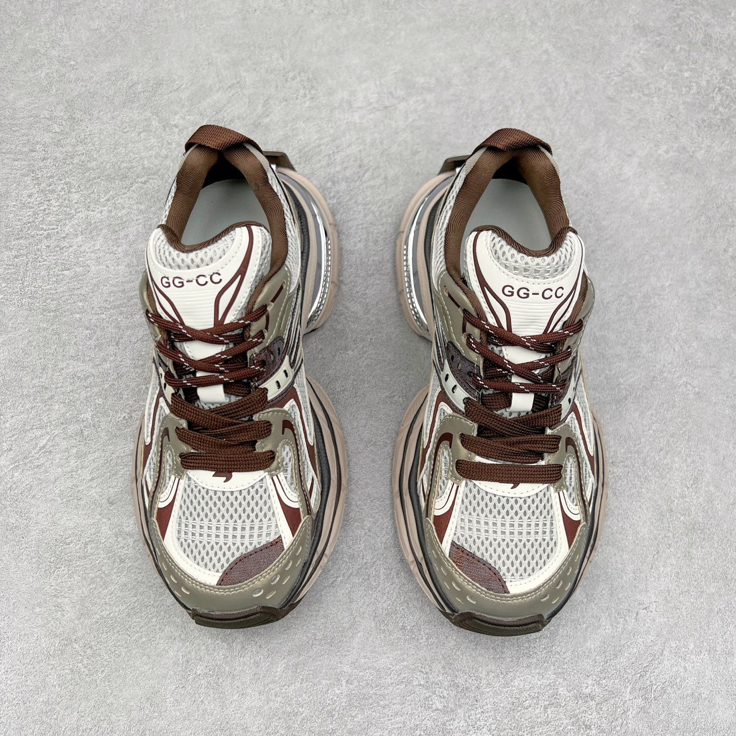 图片[2]-GG-CC Chunky Low白鹿同款独星球 2024新款GGCC低帮复古厚底增高老爹鞋 时髦look轻松定格 不费力展现率性氛围 原版正确大底 高档银盒 酷帅机能风不规则设计大底 8CM 增高厚底 大长腿既视感轻松拿捏 货号：G24X9833 尺码：35 36 37 38 39 40-选品中心