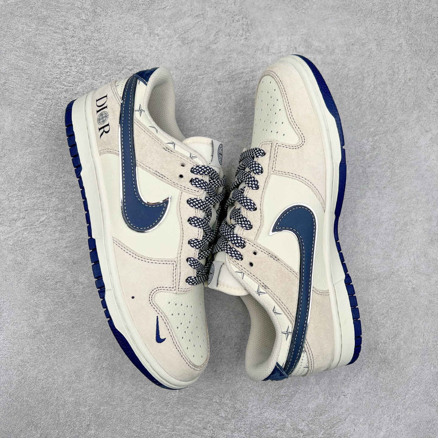 图片[3]-NK Dunk Low 定制配色 DJ2024-112 大厂出品 极力推荐 原装头层材料 独家版型蒸餾加工帶來的是更好的视觉和脚感体验大厂纯原品质出货 清洁度 电绣工艺 皮料切割干净无任何毛边 细节完美 尺码：36 36.5 37.5 38 38.5 39 40 40.5 41 42 42.5 43 44 44.5 45-选品中心