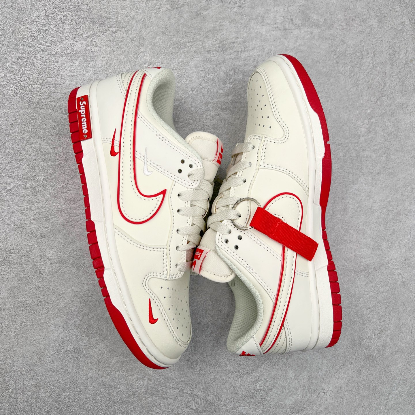 图片[3]-NK Dunk Low 定制配色 DJ2024-004 大厂出品 极力推荐 原装头层材料 独家版型蒸餾加工帶來的是更好的视觉和脚感体验大厂纯原品质出货 清洁度 电绣工艺 皮料切割干净无任何毛边 细节完美 尺码：36 36.5 37.5 38 38.5 39 40 40.5 41 42 42.5 43 44 44.5 45-选品中心