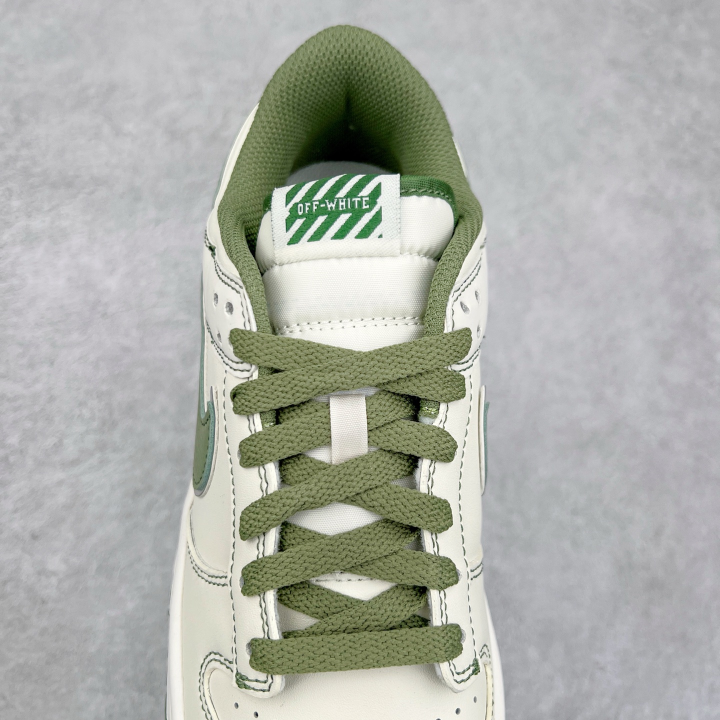 图片[4]-NK Dunk Low 定制配色 DJ2024-002 大厂出品 极力推荐 原装头层材料 独家版型蒸餾加工帶來的是更好的视觉和脚感体验大厂纯原品质出货 清洁度 电绣工艺 皮料切割干净无任何毛边 细节完美 尺码：36 36.5 37.5 38 38.5 39 40 40.5 41 42 42.5 43 44 44.5 45-选品中心