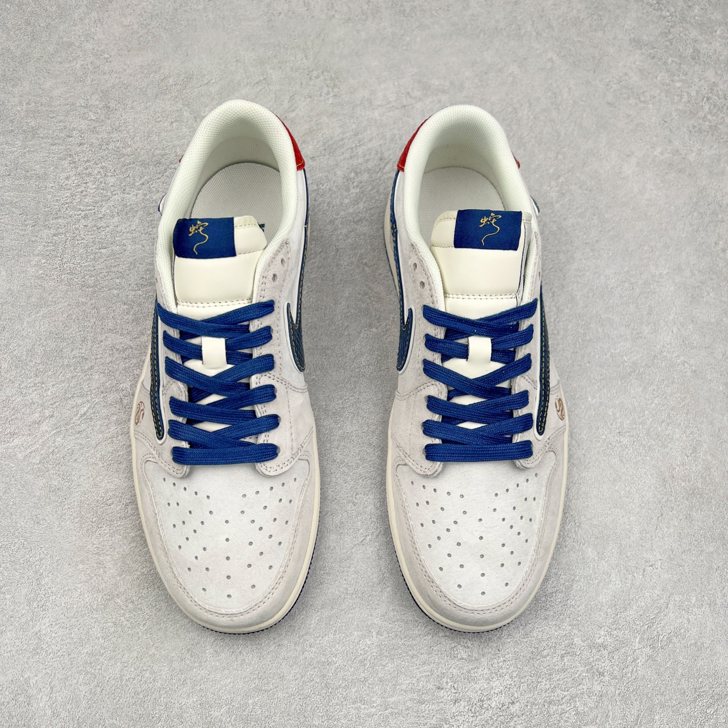 图片[2]-TS x Air Jordan AJ1 Low 倒钩低帮联名定制配色 XZ2025-168 原厂内置气垫魔块 A模大底 头层小牛皮 鞋舌AJ原厂专用牛津布+AJ专用反口珍珠布+原厂无杂质高弹内里海棉+特殊封边弹力鞋带 尺码：36 36.5 37.5 38 38.5 39 40 40.5 41 42 42.5 43 44 44.5 45 46 47.5-选品中心