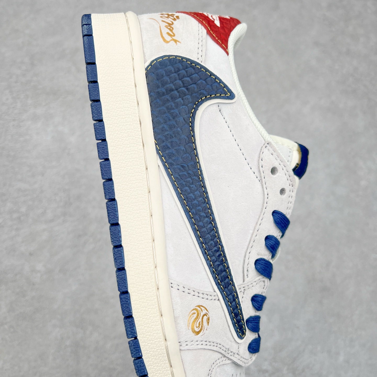 图片[6]-TS x Air Jordan AJ1 Low 倒钩低帮联名定制配色 XZ2025-168 原厂内置气垫魔块 A模大底 头层小牛皮 鞋舌AJ原厂专用牛津布+AJ专用反口珍珠布+原厂无杂质高弹内里海棉+特殊封边弹力鞋带 尺码：36 36.5 37.5 38 38.5 39 40 40.5 41 42 42.5 43 44 44.5 45 46 47.5-选品中心