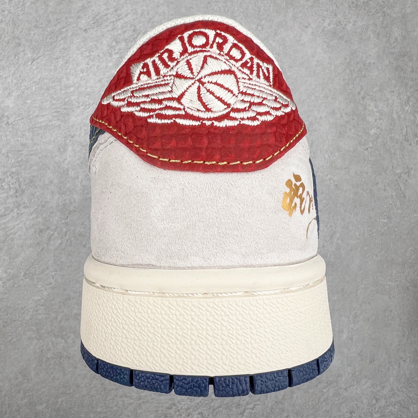 图片[8]-TS x Air Jordan AJ1 Low 倒钩低帮联名定制配色 XZ2025-168 原厂内置气垫魔块 A模大底 头层小牛皮 鞋舌AJ原厂专用牛津布+AJ专用反口珍珠布+原厂无杂质高弹内里海棉+特殊封边弹力鞋带 尺码：36 36.5 37.5 38 38.5 39 40 40.5 41 42 42.5 43 44 44.5 45 46 47.5-选品中心