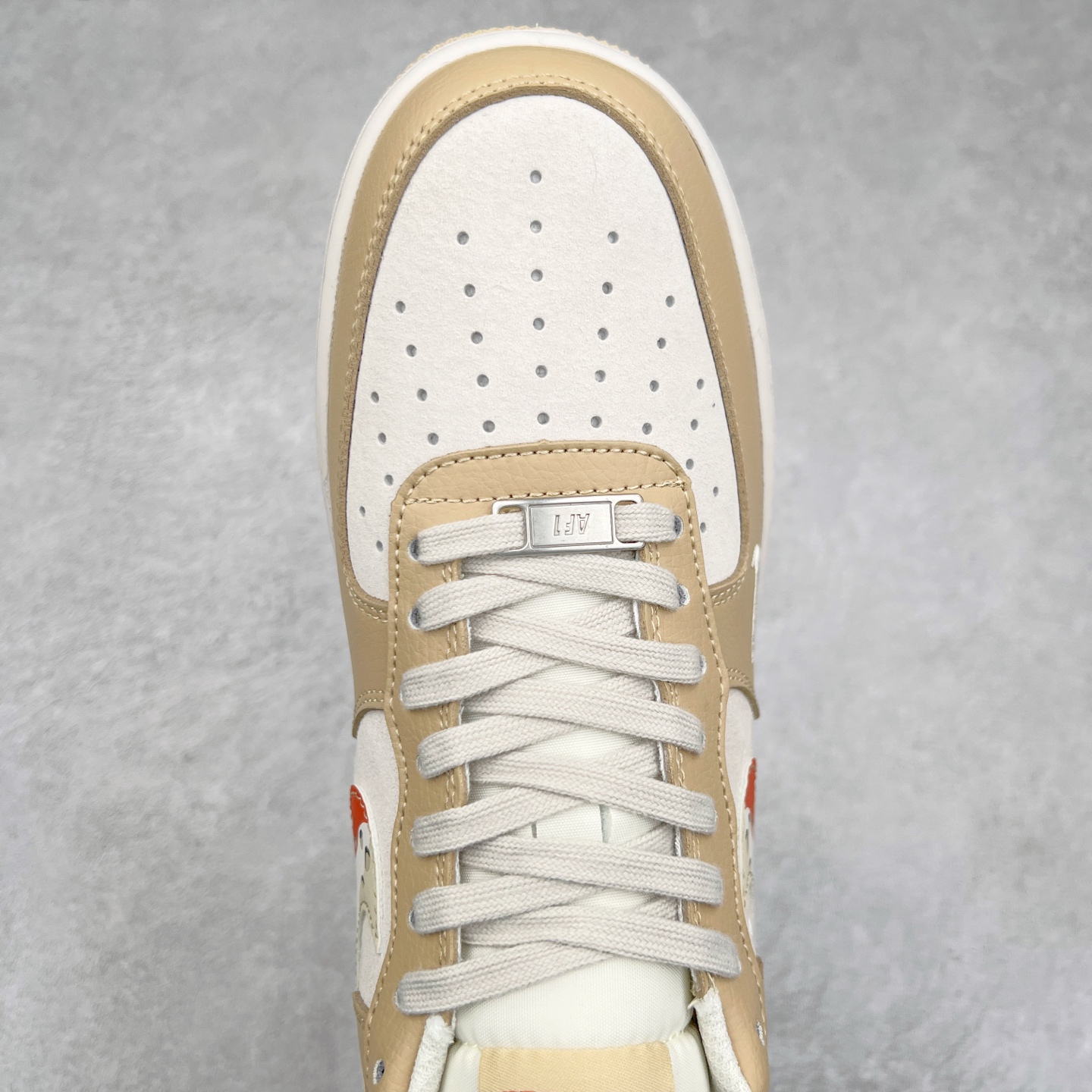 图片[4]-NK Air Force 1´07 Low 空军一号低帮百搭休闲运动板鞋 DM6688-047 柔软、弹性十足的缓震性能和出色的中底设计 横跨复古与现代的外型结合 造就出风靡全球 三十多年的Force 1 直到今天还深受青睐 尺码：36 36.5 37.5 38 38.5 39 40 40.5 41 42 42.5 43 44 44.5 45-选品中心