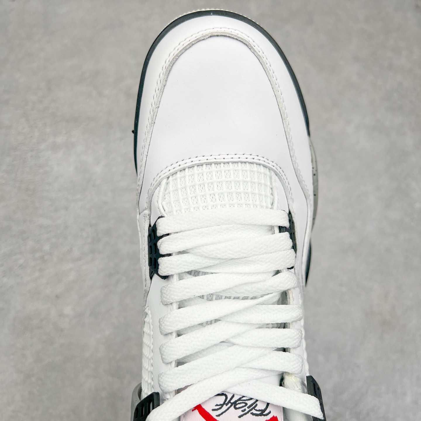 图片[4]-＃头层特价福利 Air Jordan AJ4/AJ3 Retro 系列 头层皮料加持 大厂出品 原纸板楦头开发 完美鞋型匹配公司货 正确TPU鞋舌锁扣 乳胶鞋垫 最新原厂底模 大底卡色咬花完美 鞋柜必备鞋款 终端现货供应 尺码：36 36.5 37.5 38 38.5 39 40 40.5 41 42 42.5 43 44 44.5 45 46 47.5-选品中心