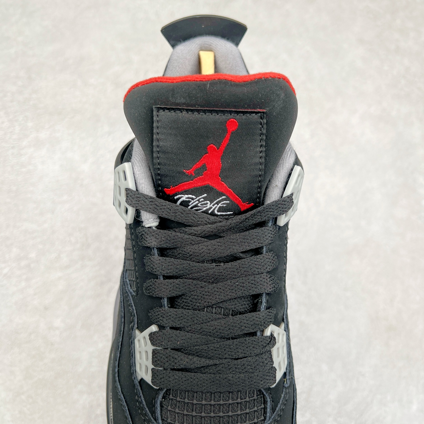 图片[5]-＃头层特价福利 Air Jordan AJ4/AJ3 Retro 系列 头层皮料加持 大厂出品 原纸板楦头开发 完美鞋型匹配公司货 正确TPU鞋舌锁扣 乳胶鞋垫 最新原厂底模 大底卡色咬花完美 鞋柜必备鞋款 终端现货供应 尺码：36 36.5 37.5 38 38.5 39 40 40.5 41 42 42.5 43 44 44.5 45 46 47.5-选品中心