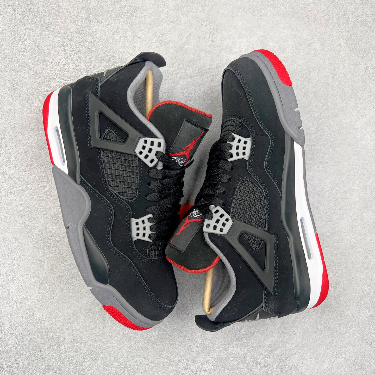 图片[3]-＃头层特价福利 Air Jordan AJ4/AJ3 Retro 系列 头层皮料加持 大厂出品 原纸板楦头开发 完美鞋型匹配公司货 正确TPU鞋舌锁扣 乳胶鞋垫 最新原厂底模 大底卡色咬花完美 鞋柜必备鞋款 终端现货供应 尺码：36 36.5 37.5 38 38.5 39 40 40.5 41 42 42.5 43 44 44.5 45 46 47.5-选品中心